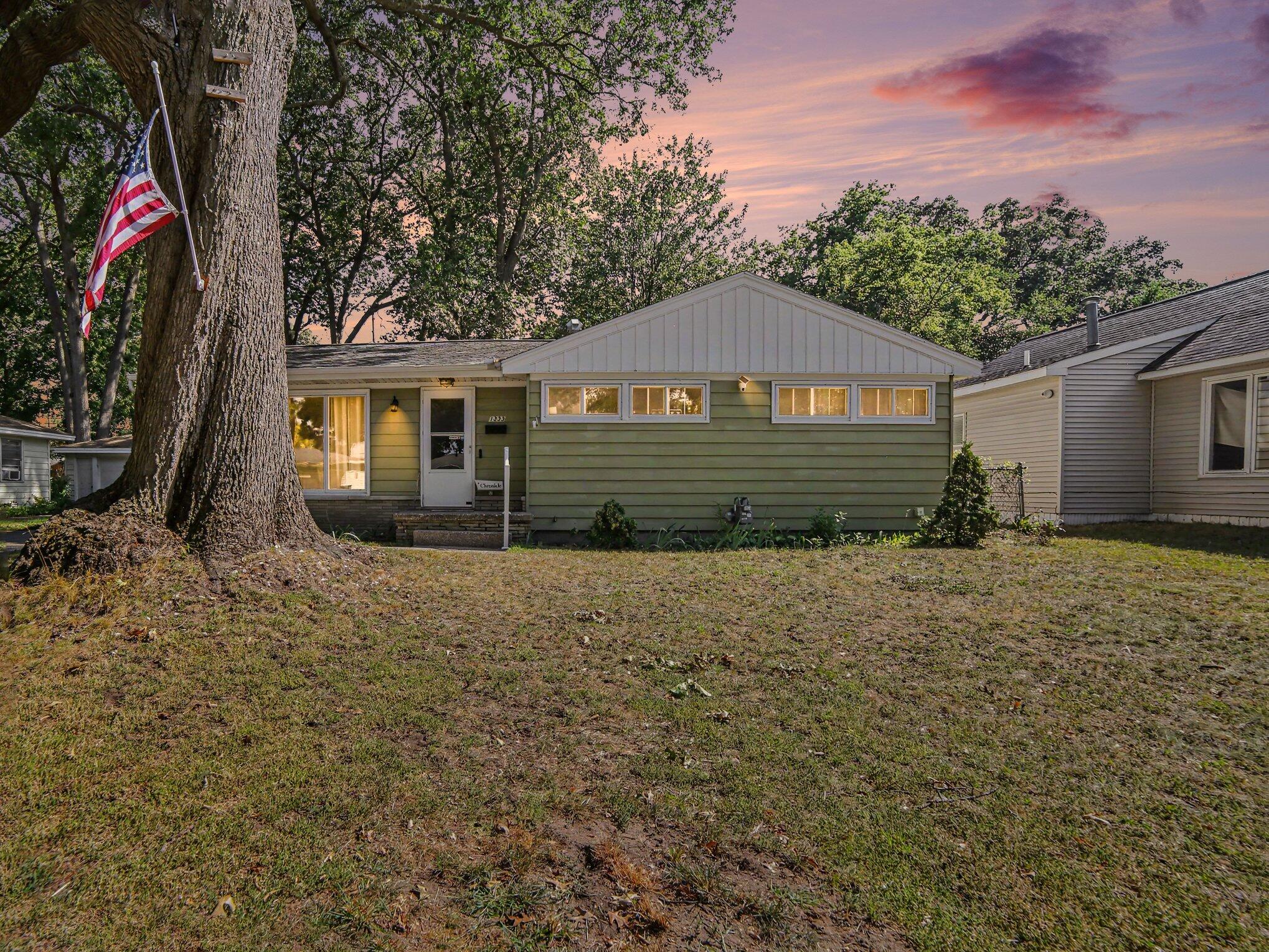 1333 Catherine Avenue Muskegon MI 49442