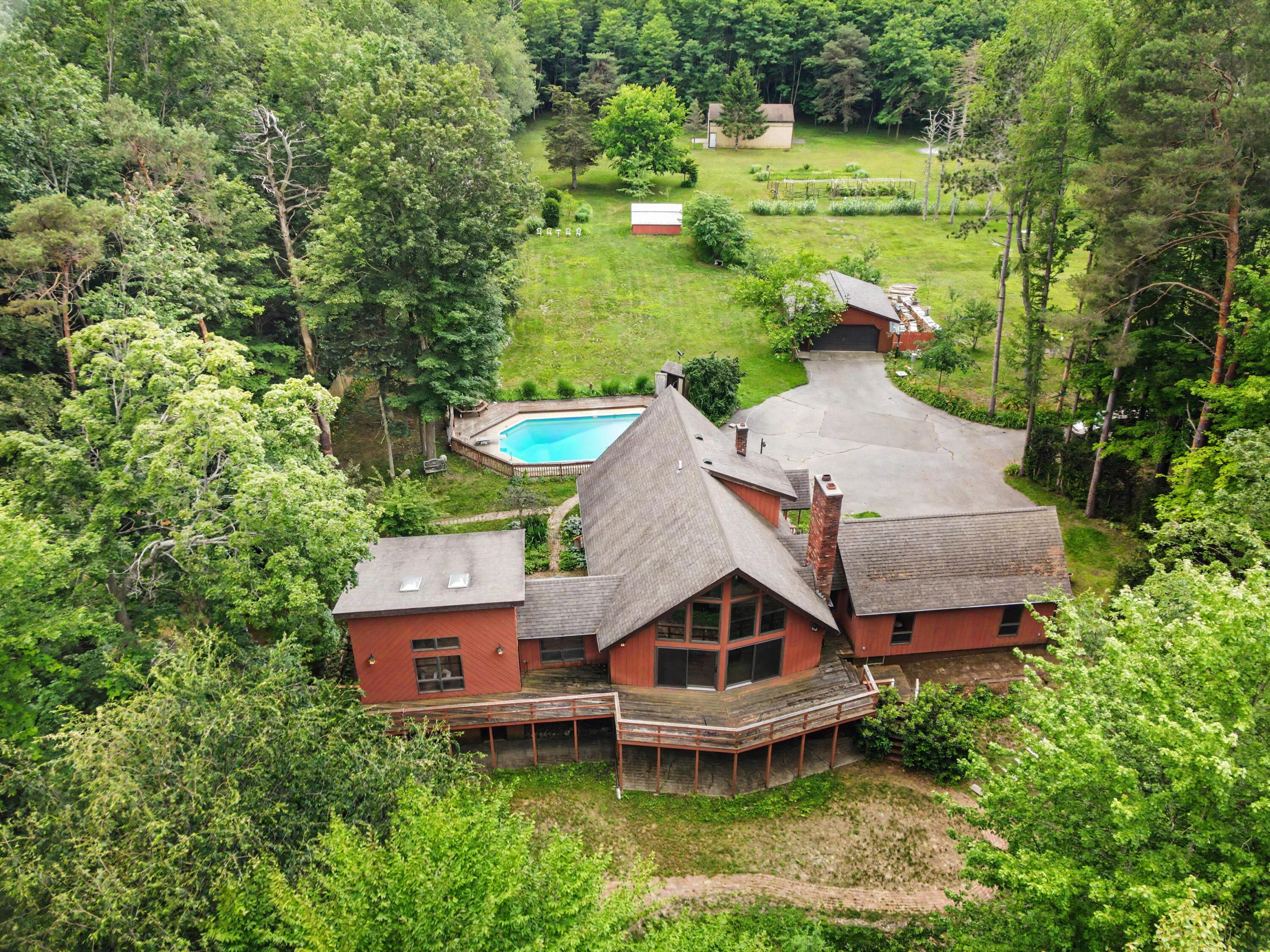 6966 103rd Avenue South Haven MI 49090