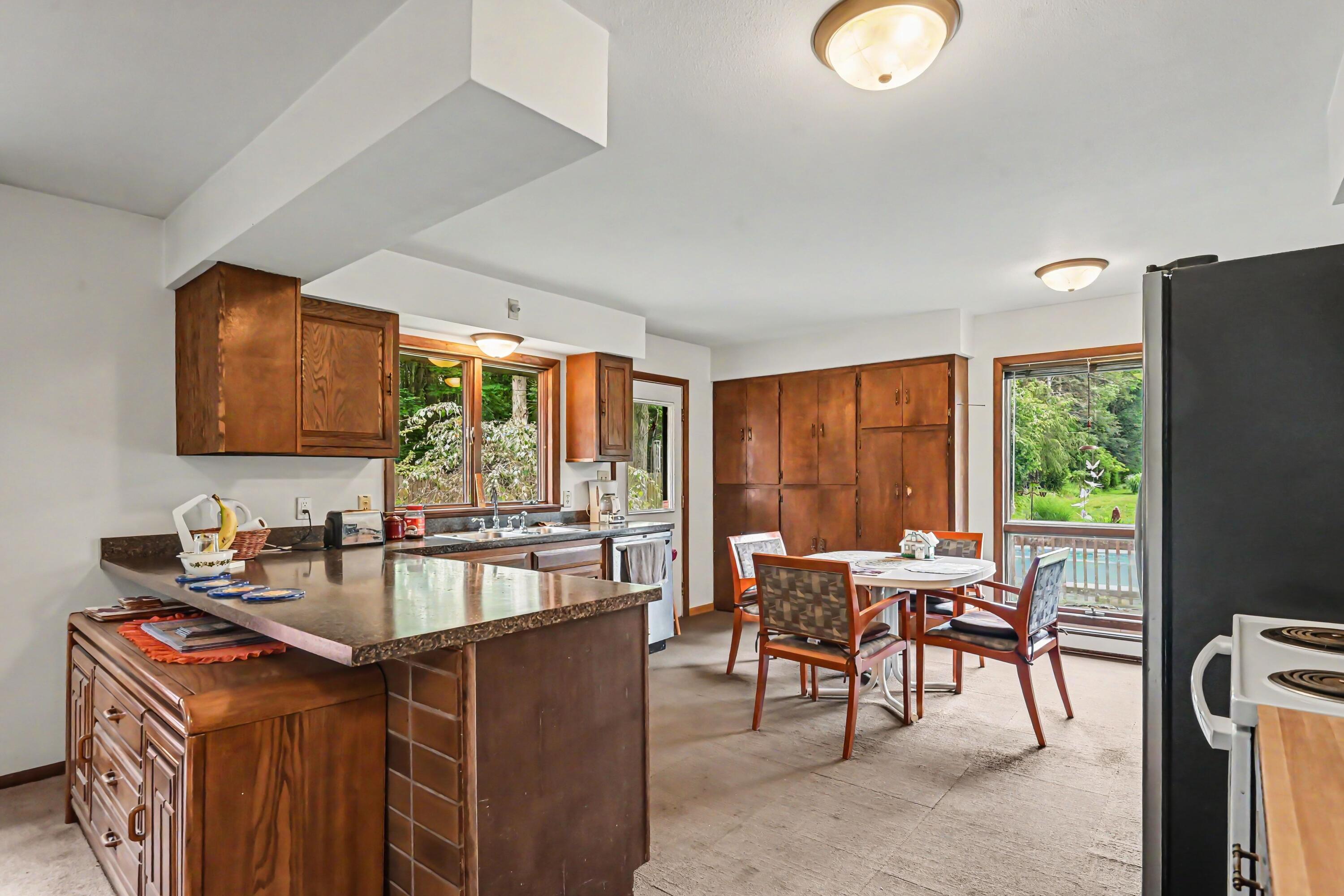 6966 103rd Avenue South Haven MI 49090