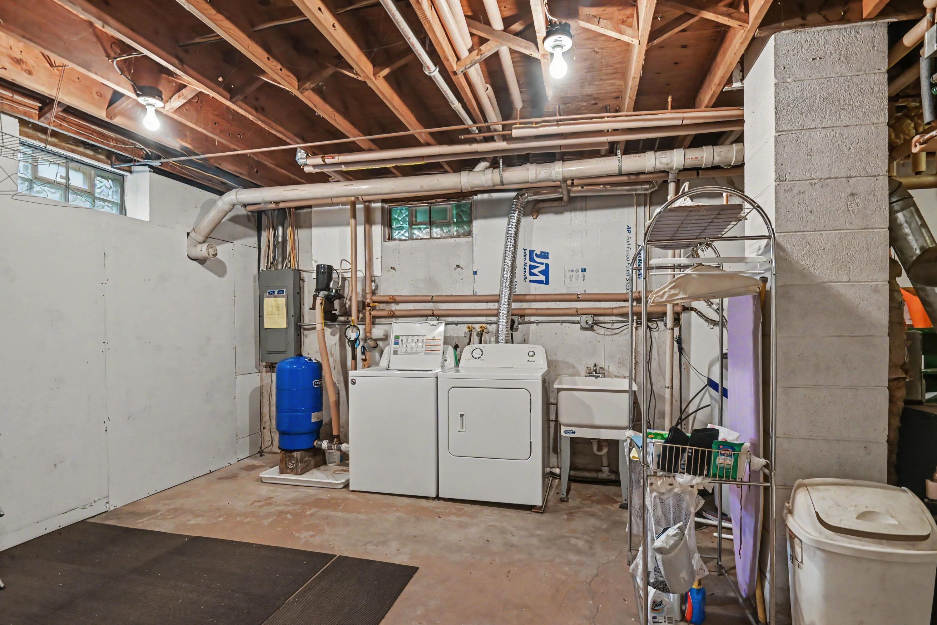 6966 103rd Avenue South Haven MI 49090