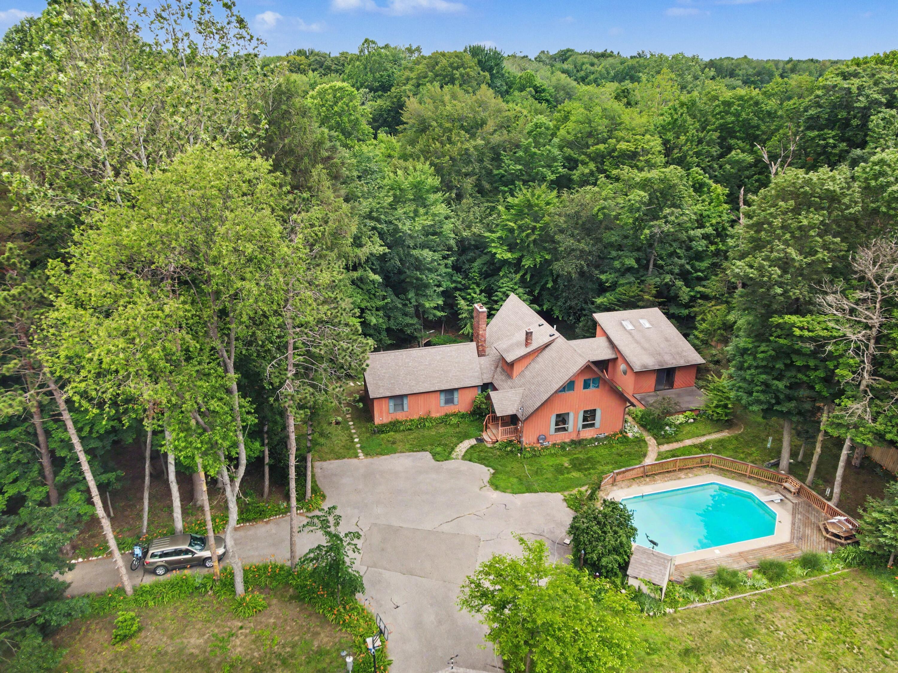 6966 103rd Avenue South Haven MI 49090