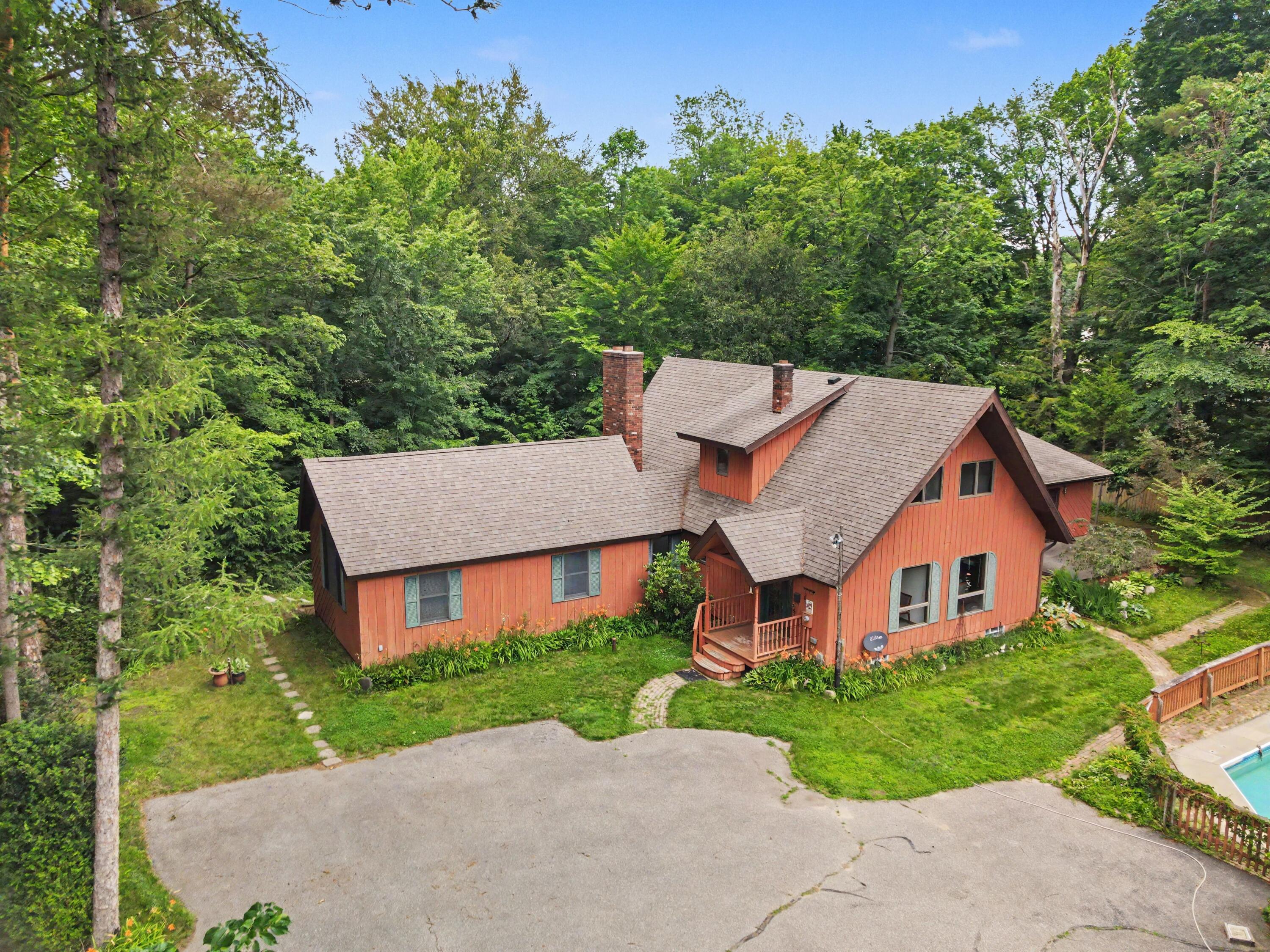 6966 103rd Avenue South Haven MI 49090