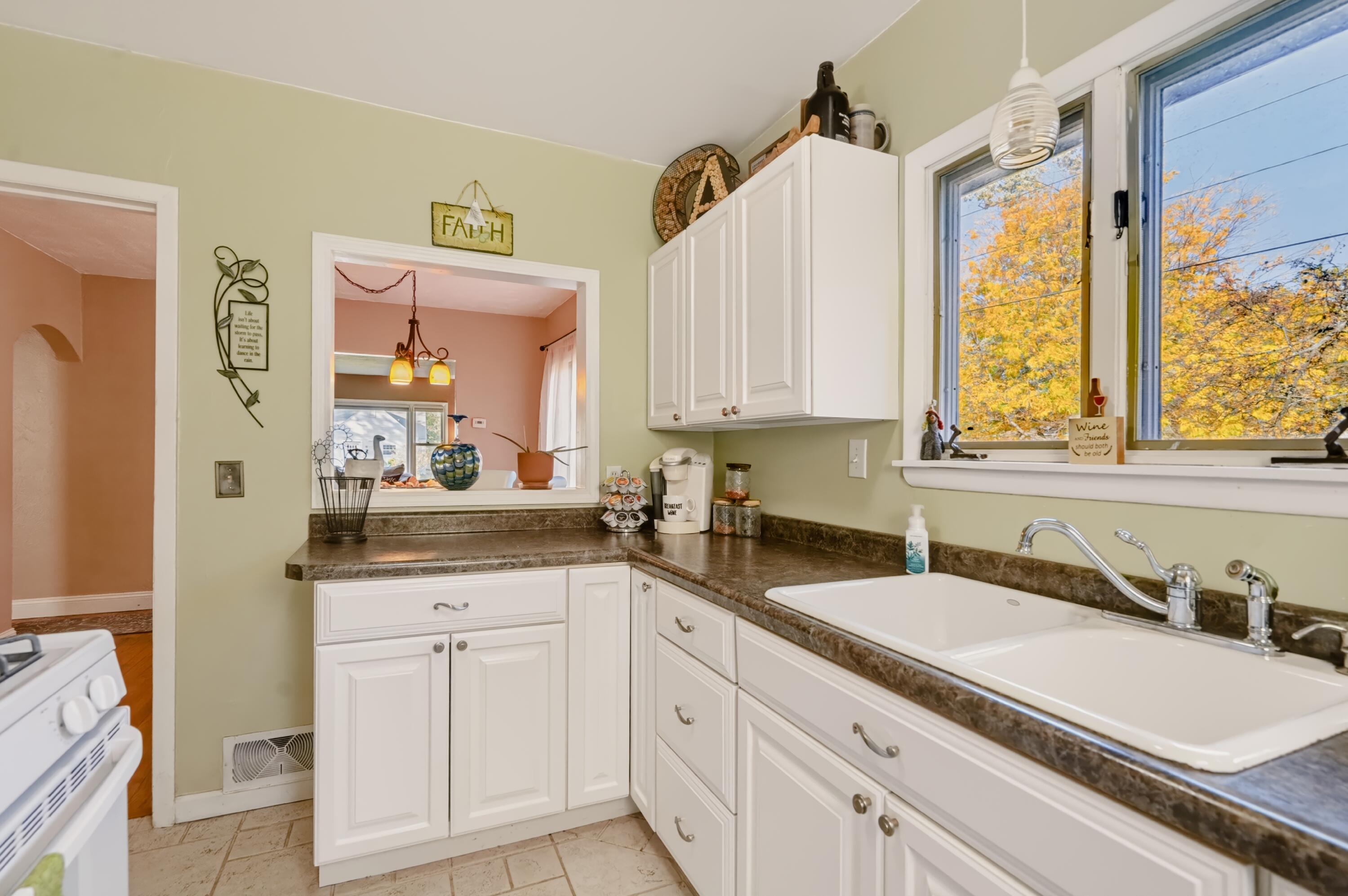 2034 Miles Avenue Kalamazoo MI 49001