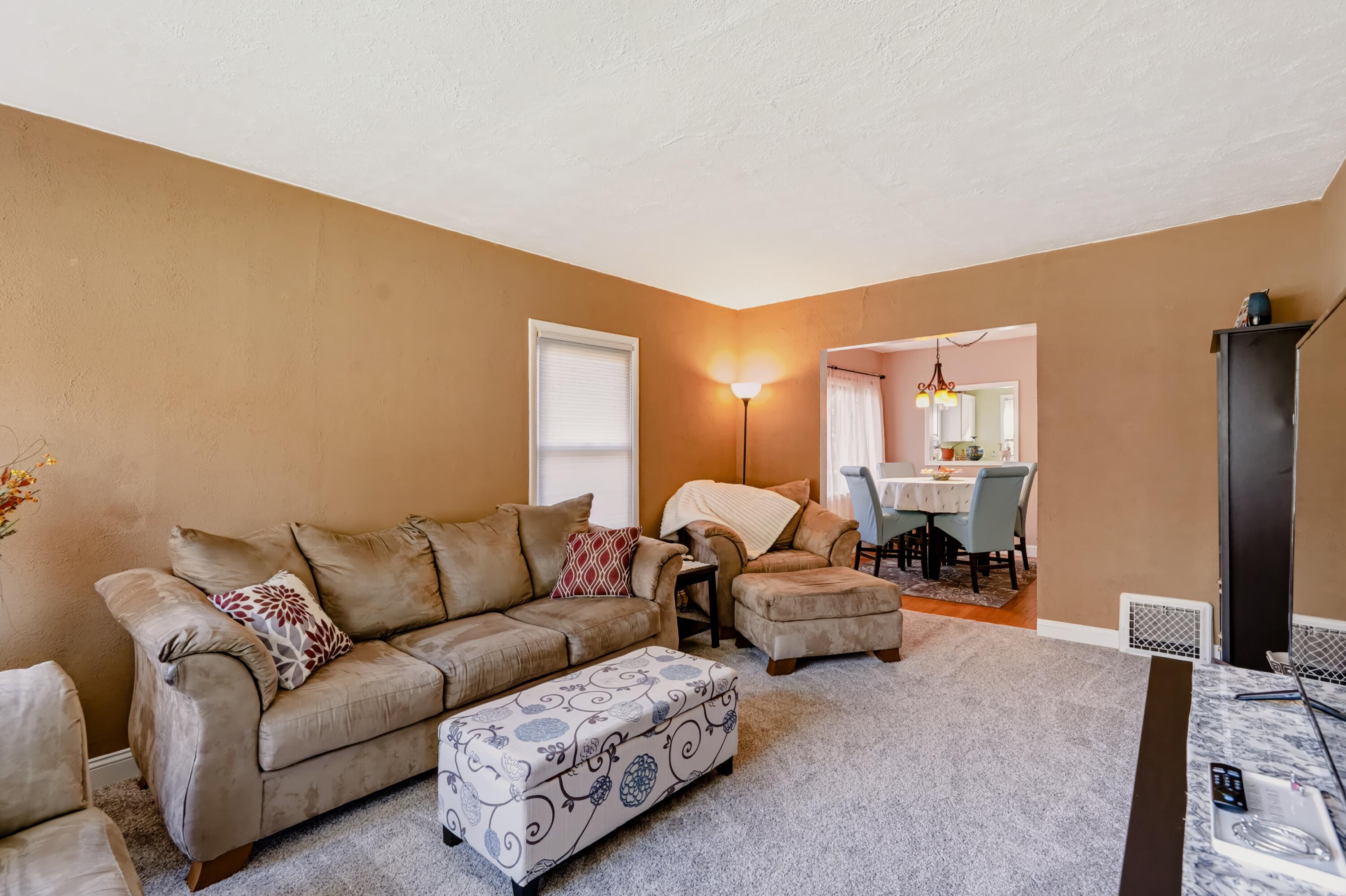 2034 Miles Avenue Kalamazoo MI 49001