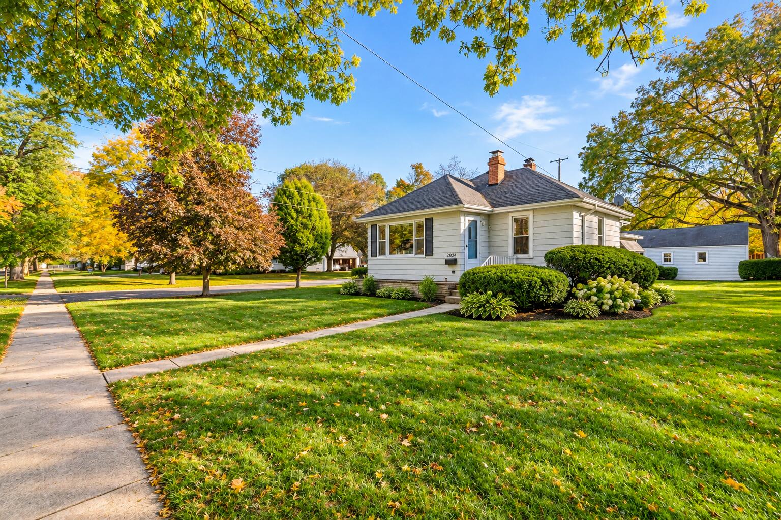 2034 Miles Avenue Kalamazoo MI 49001