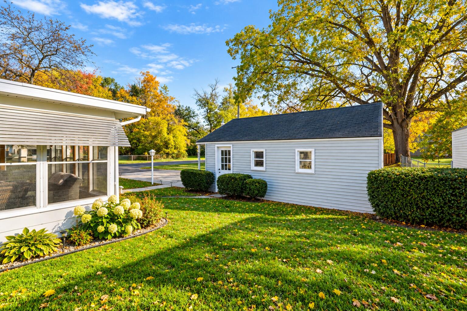 2034 Miles Avenue Kalamazoo MI 49001