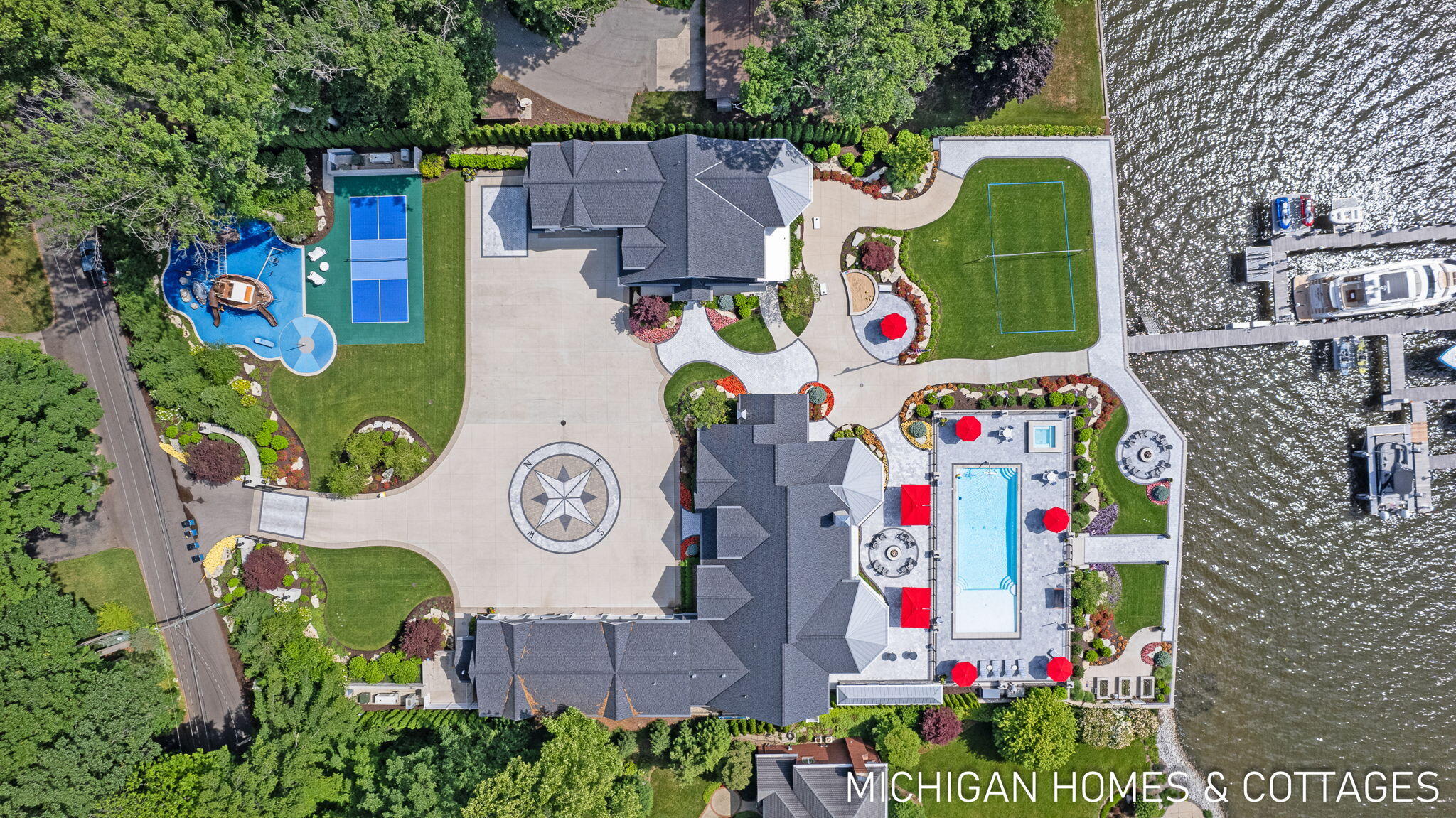 229 & 223 Norwood Avenue Holland MI 49424