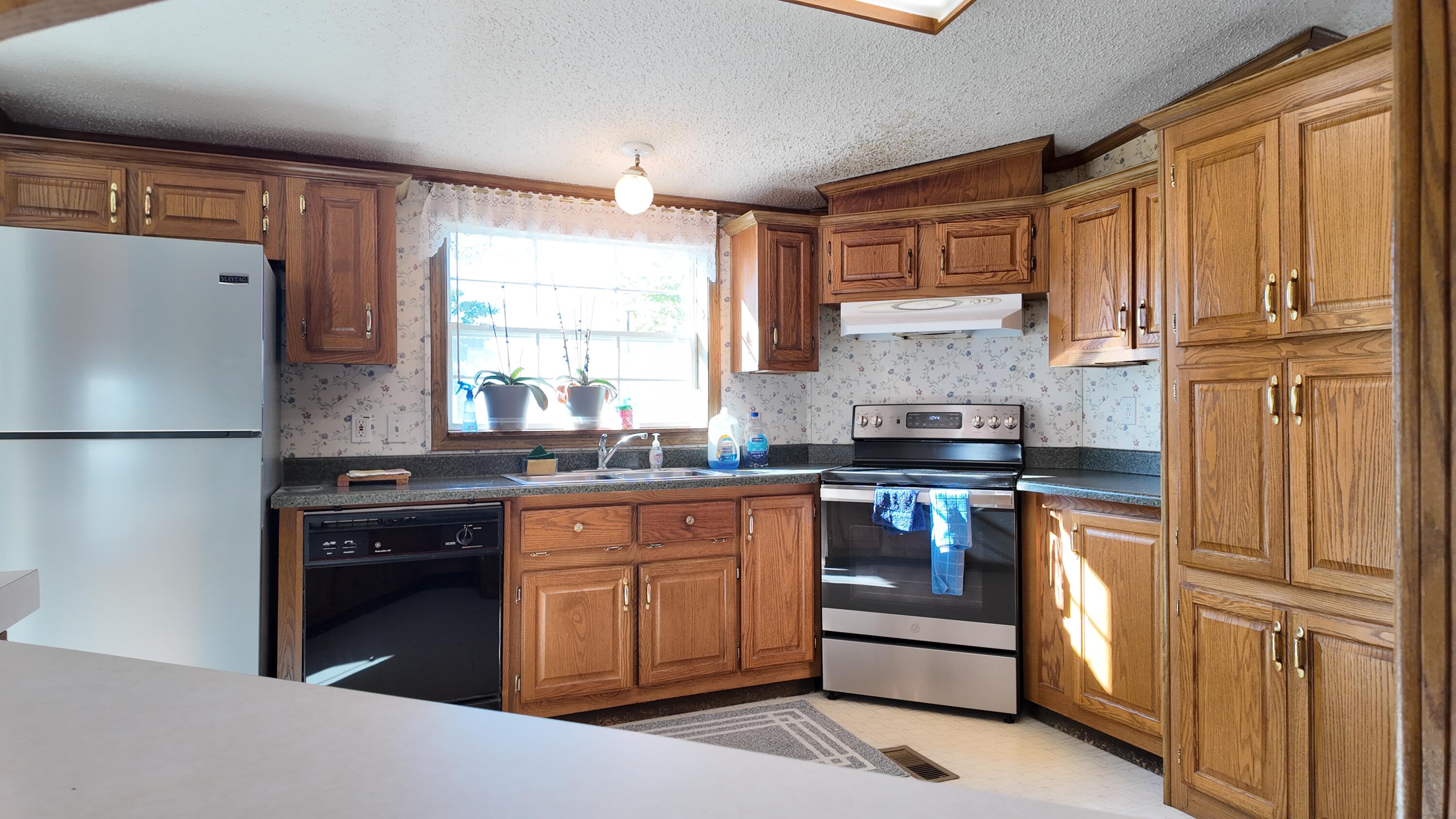 3236 Waverly Park Holland MI 49424