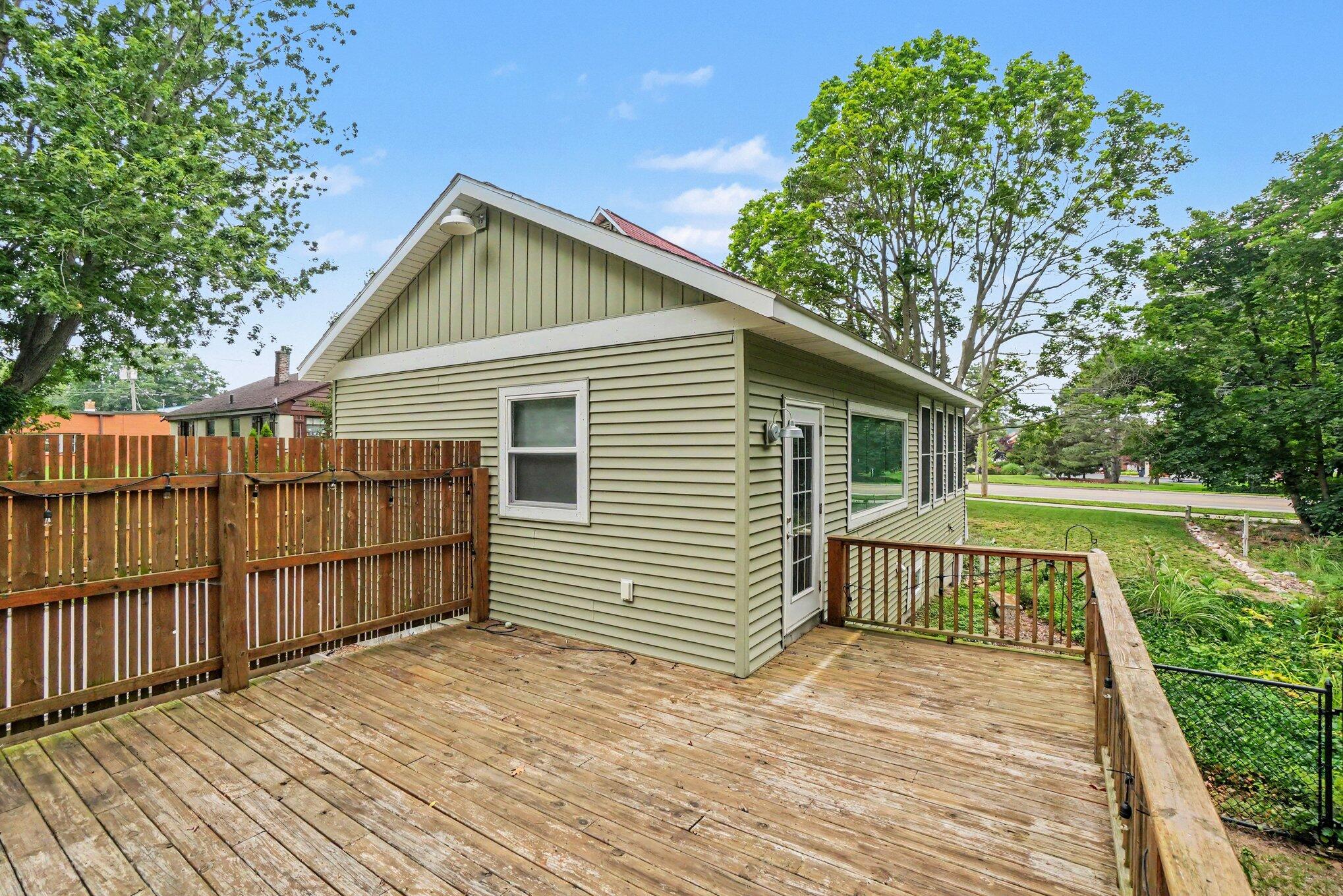 1130 S Shore Drive Holland MI 49423