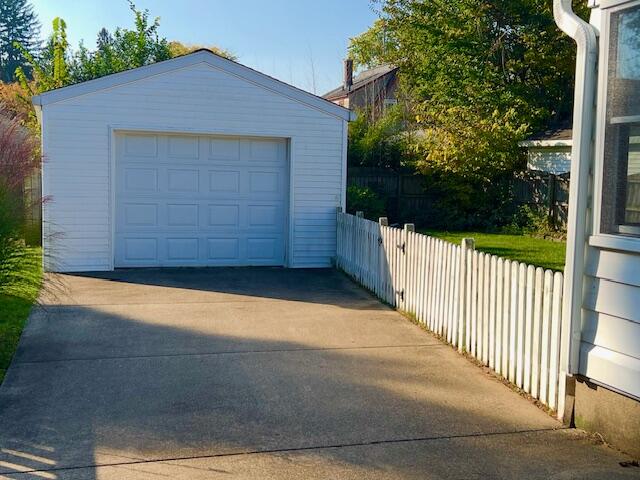 660 Ottillia Street SE Grand Rapids MI 49507