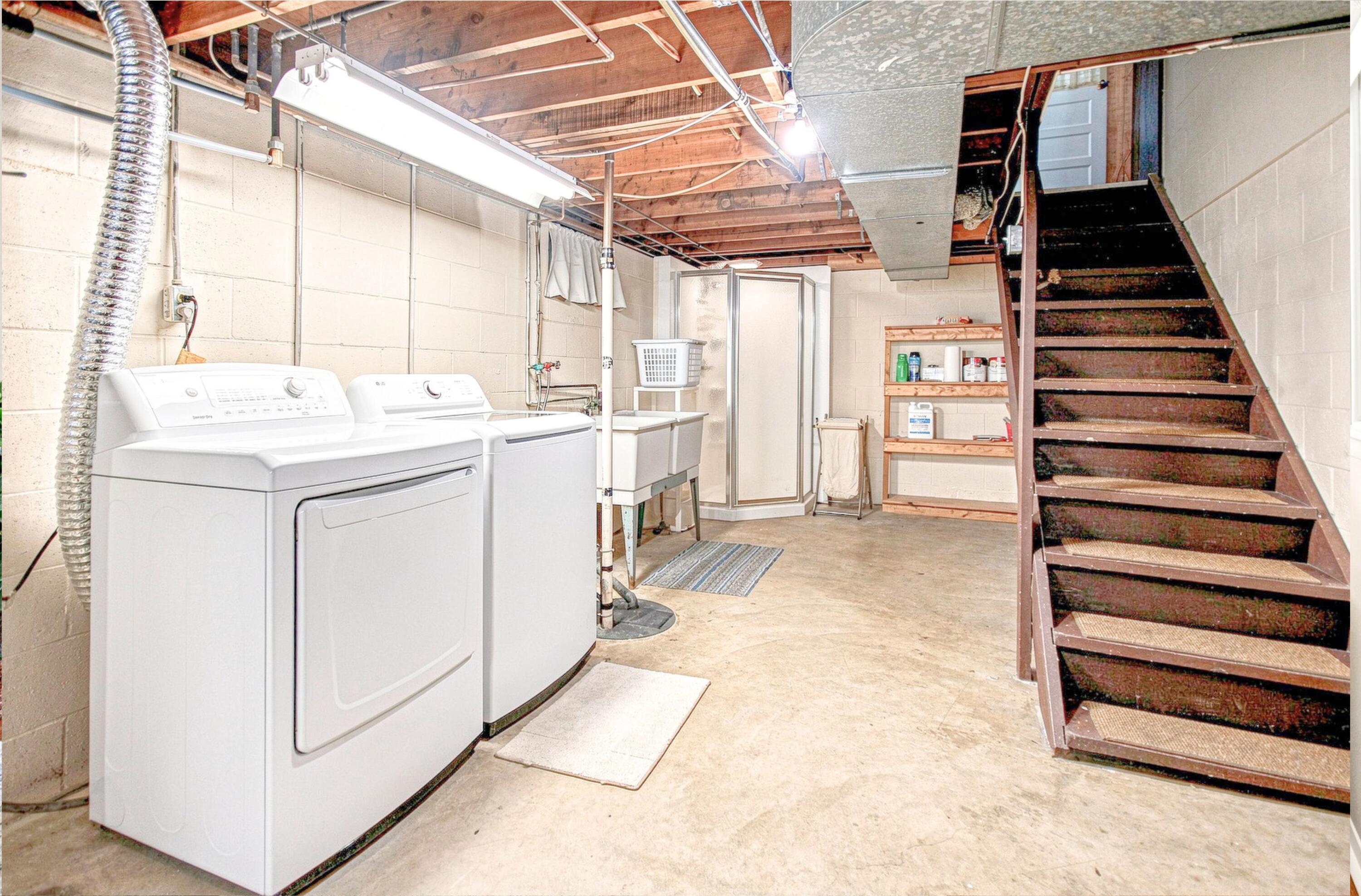 6749 Deadwood Coloma MI 49038