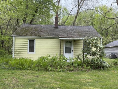 2264 White Street Niles MI 49120