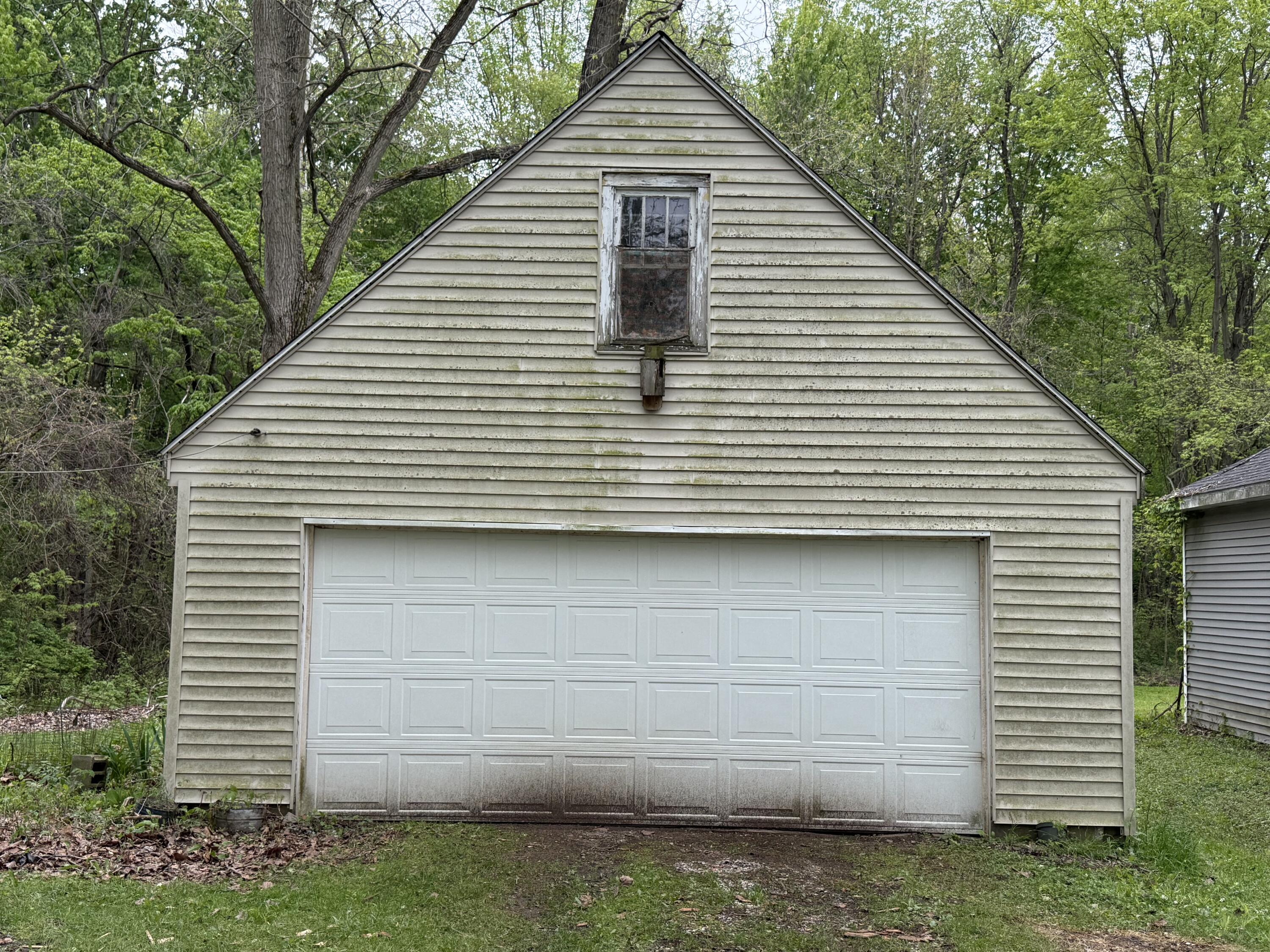 2264 White Street Niles MI 49120