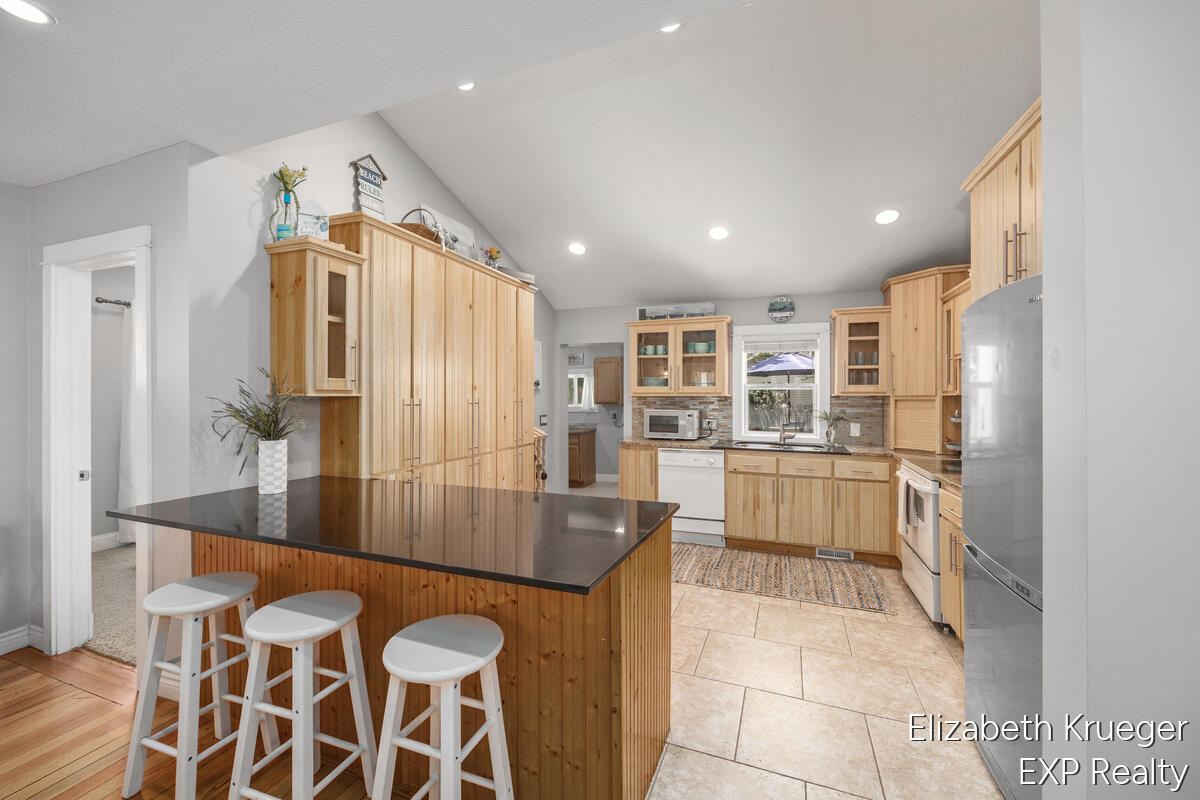 117 N 2nd Street Grand Haven MI 49417