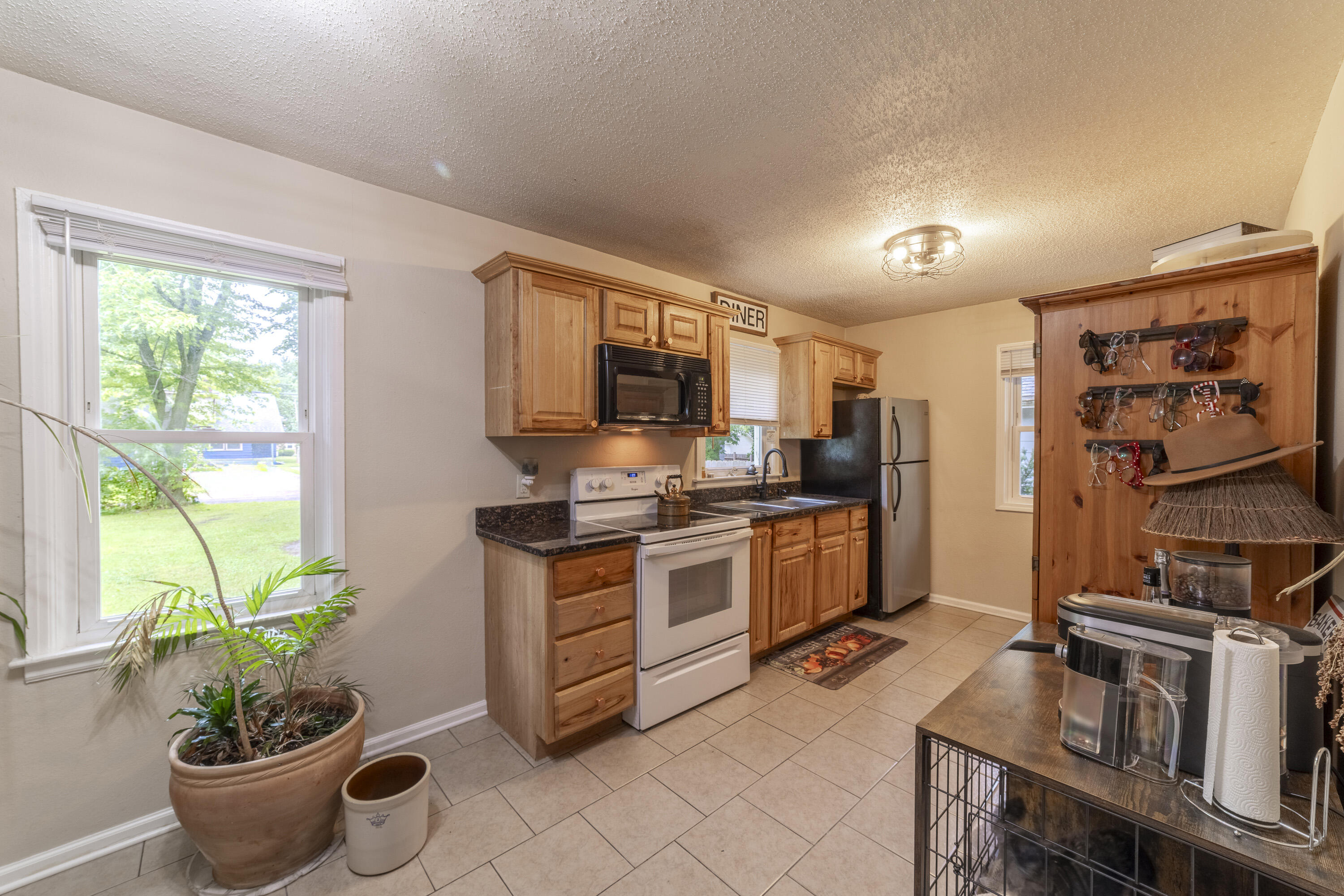 1148 Lavette Avenue Benton Harbor MI 49022