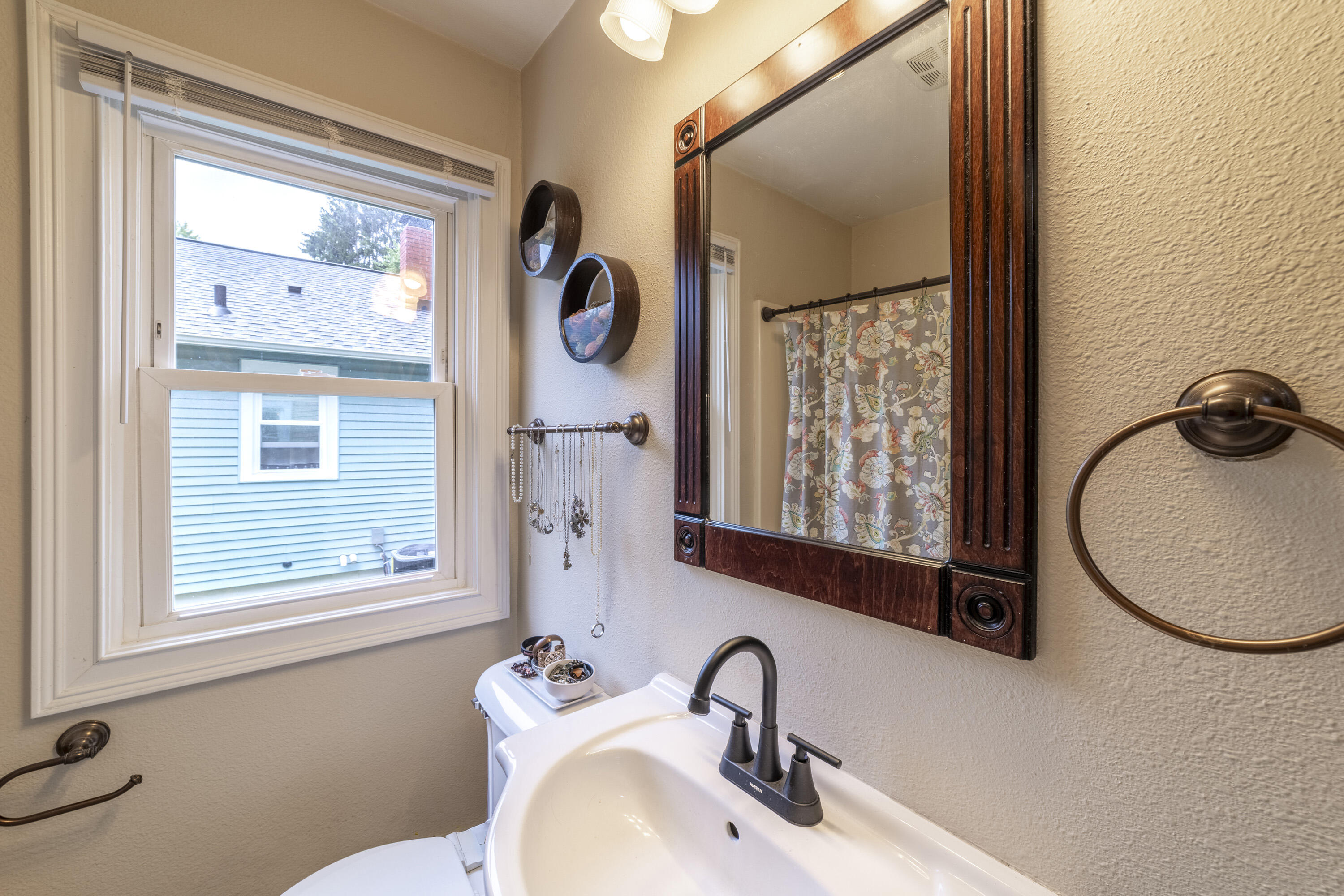1148 Lavette Avenue Benton Harbor MI 49022