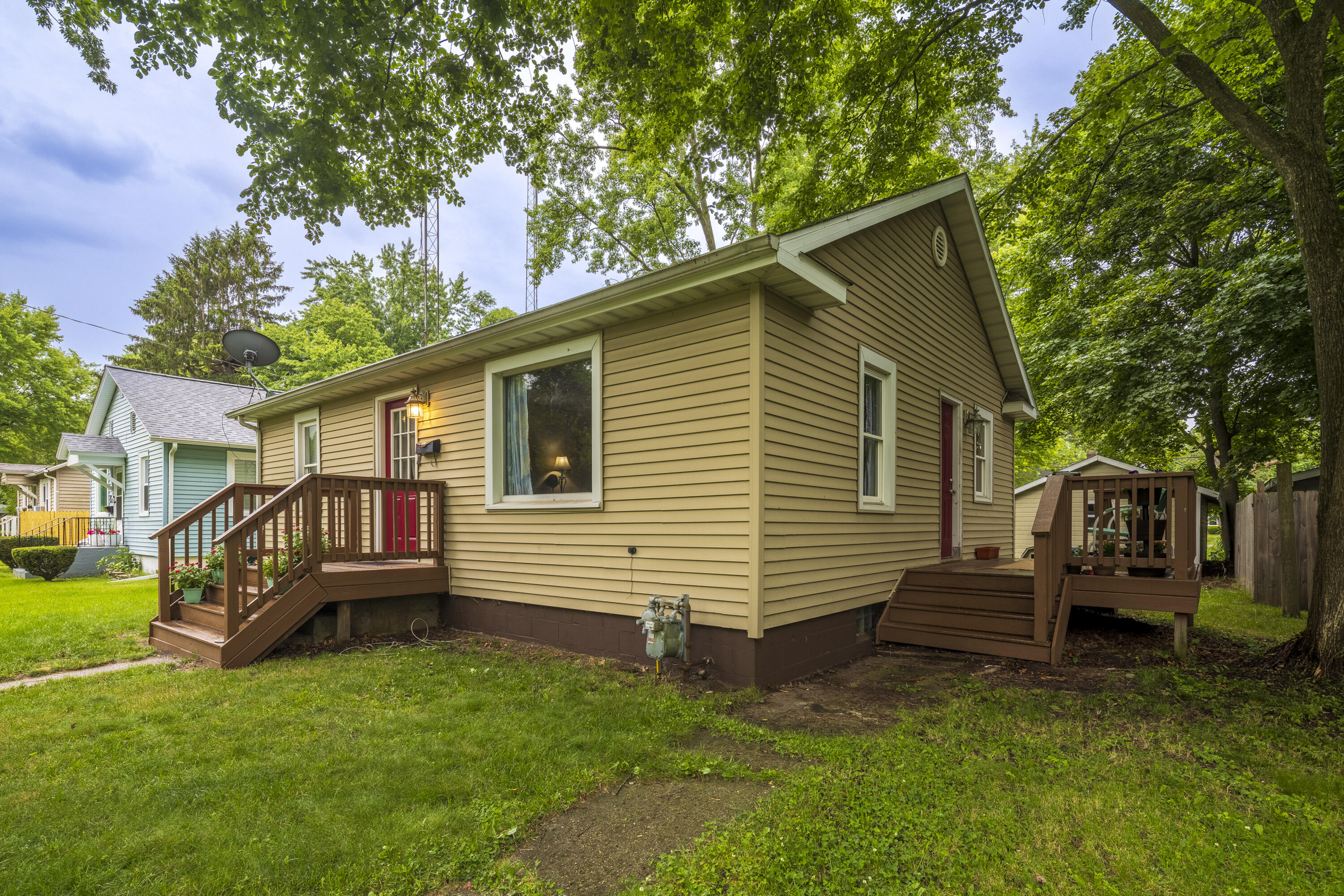 1148 Lavette Avenue Benton Harbor MI 49022