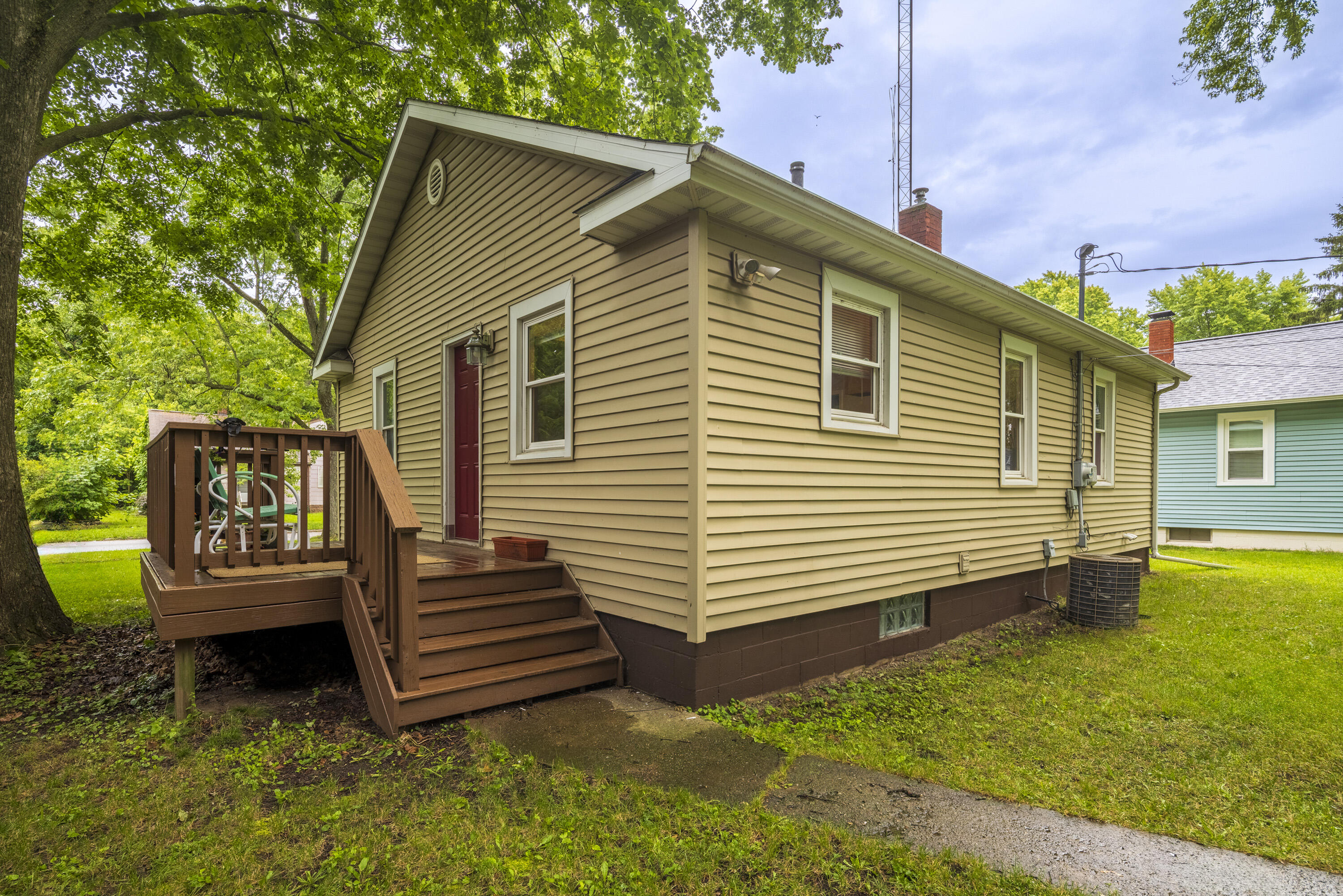 1148 Lavette Avenue Benton Harbor MI 49022