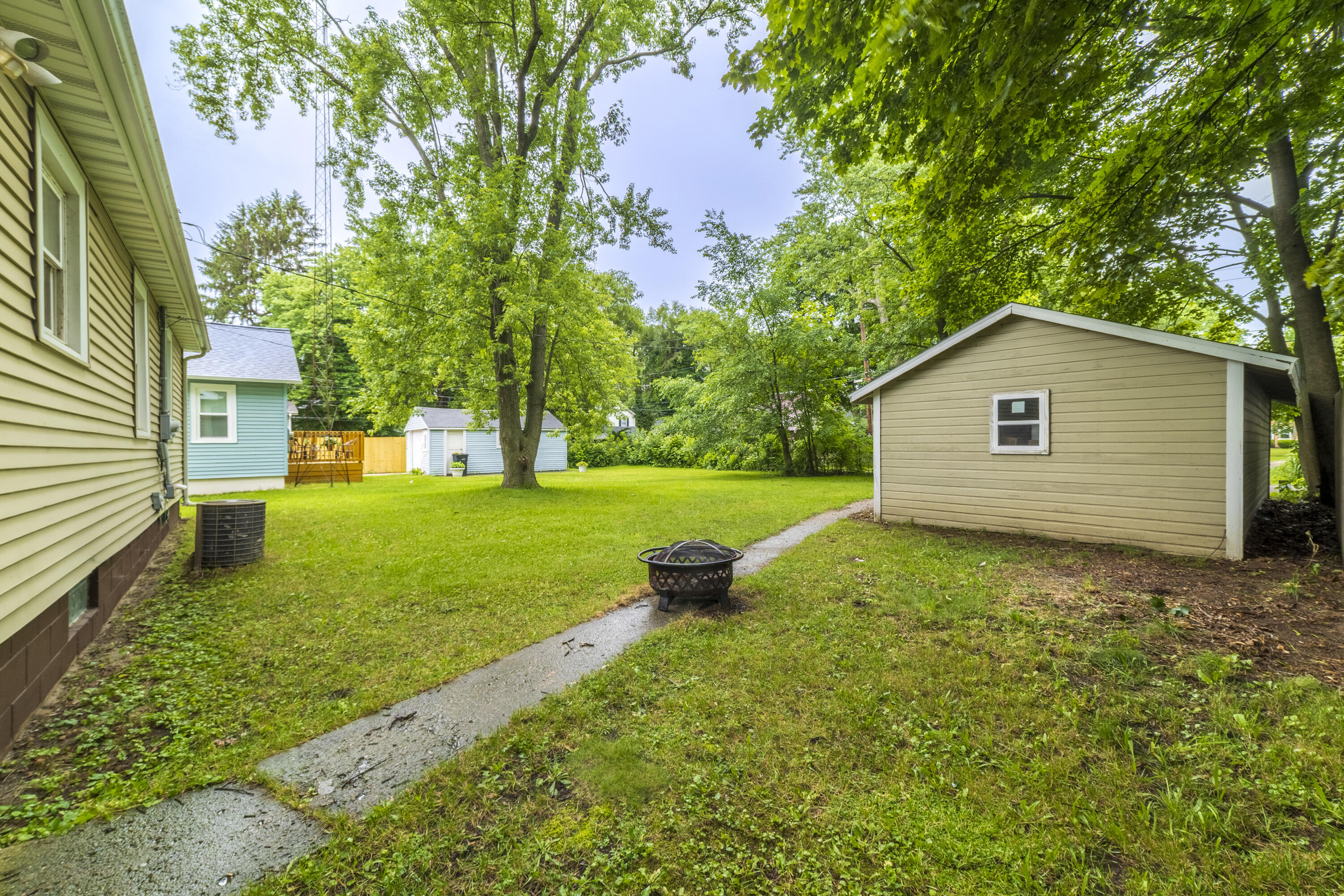 1148 Lavette Avenue Benton Harbor MI 49022