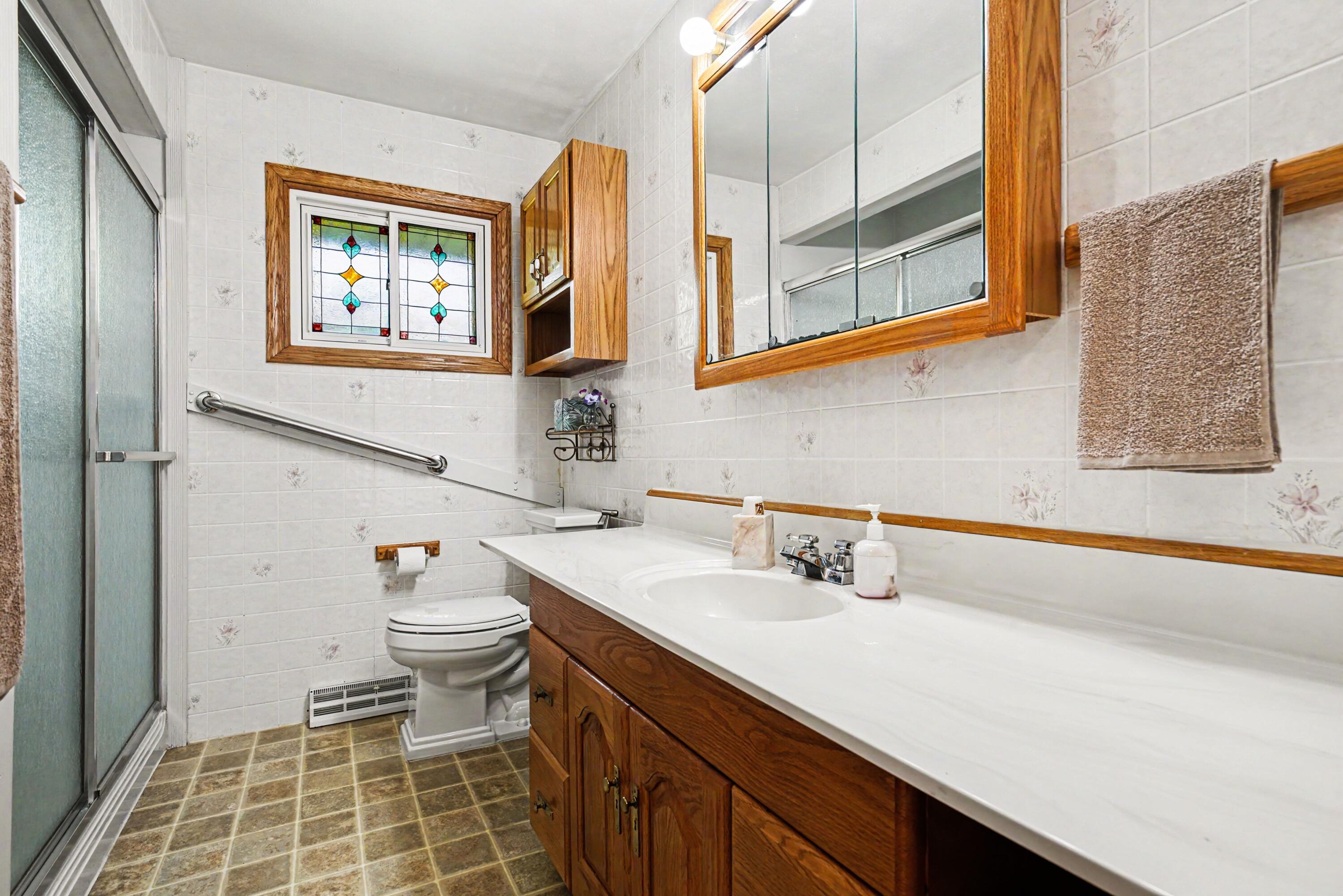 23904 Avenue C Edwardsburg MI 49112