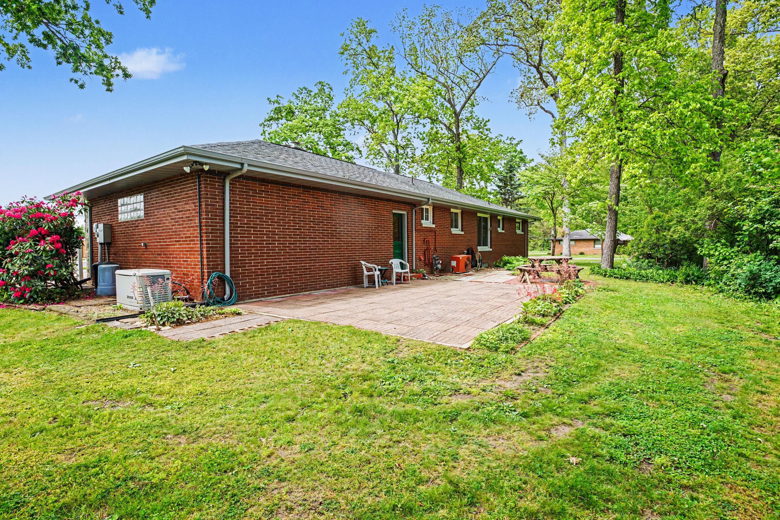 23904 Avenue C Edwardsburg MI 49112