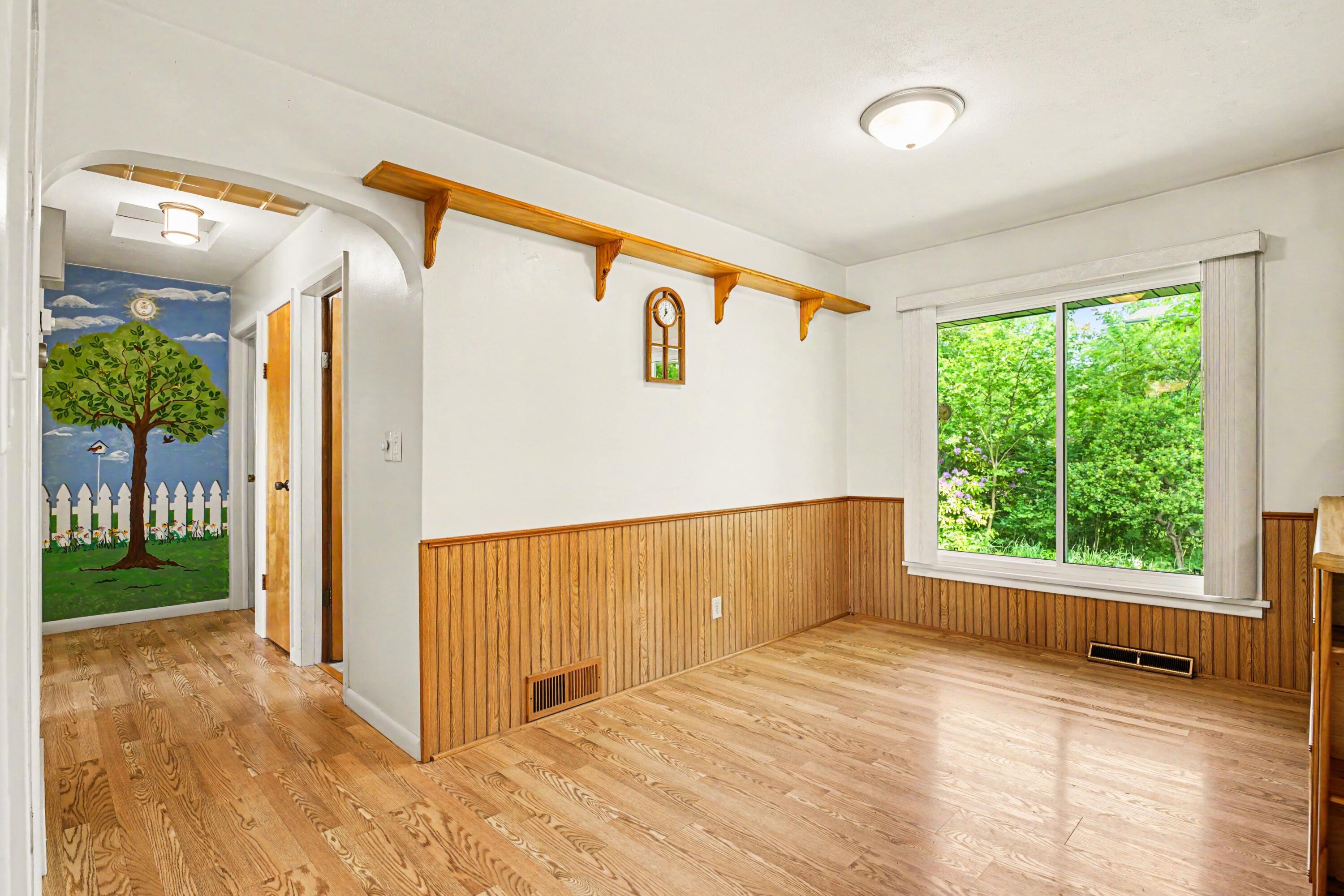 23904 Avenue C Edwardsburg MI 49112