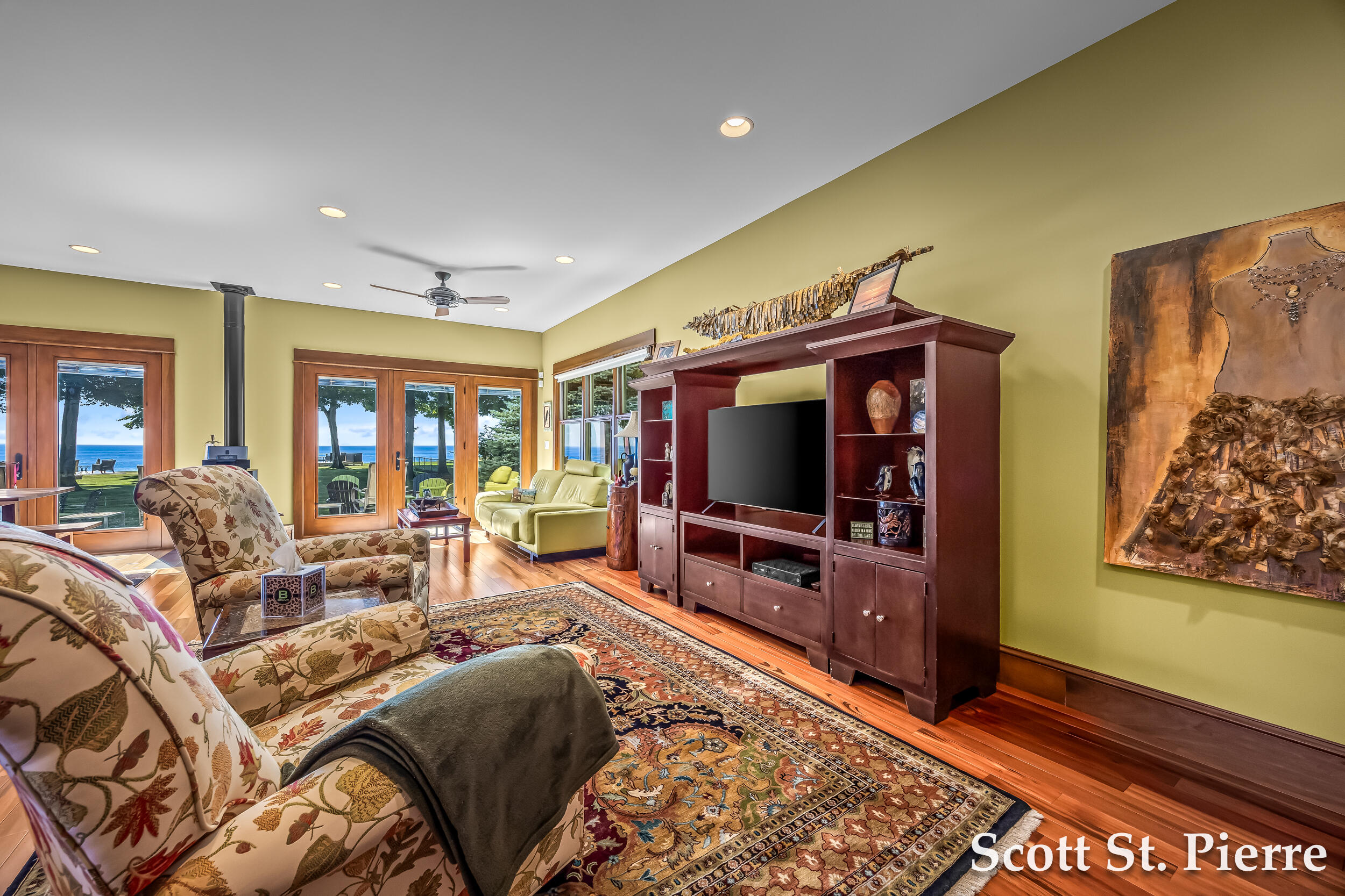 3461 N Scenic Drive Muskegon MI 49445