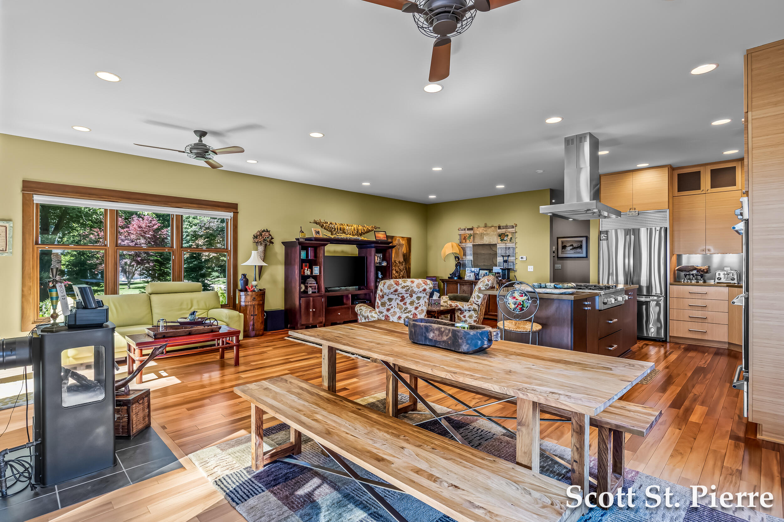 3461 N Scenic Drive Muskegon MI 49445