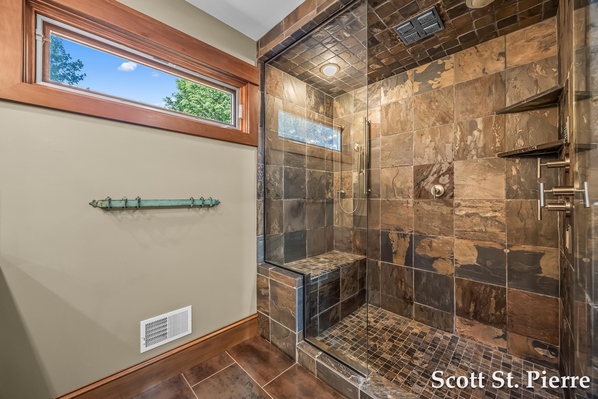 3461 N Scenic Drive Muskegon MI 49445
