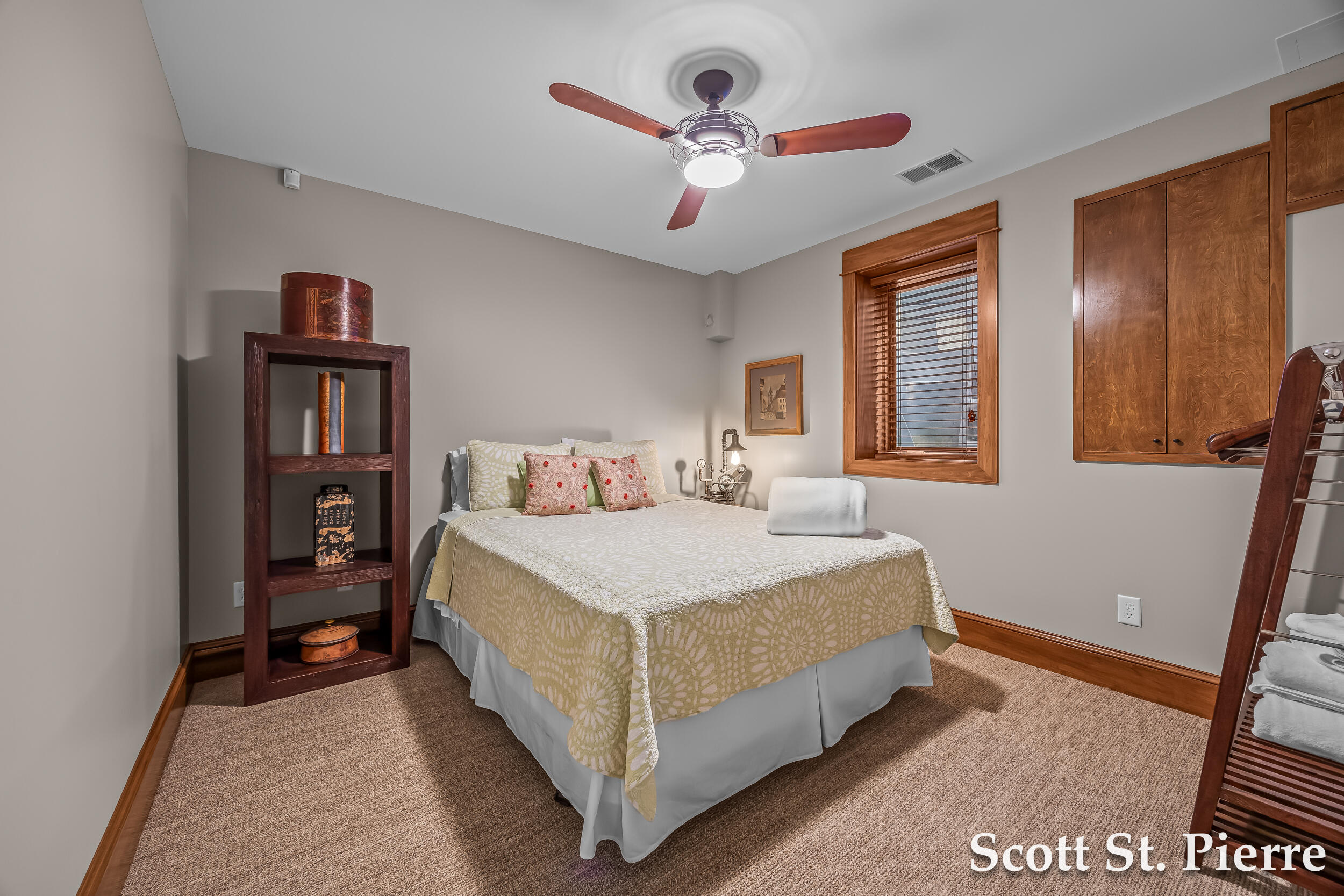 3461 N Scenic Drive Muskegon MI 49445