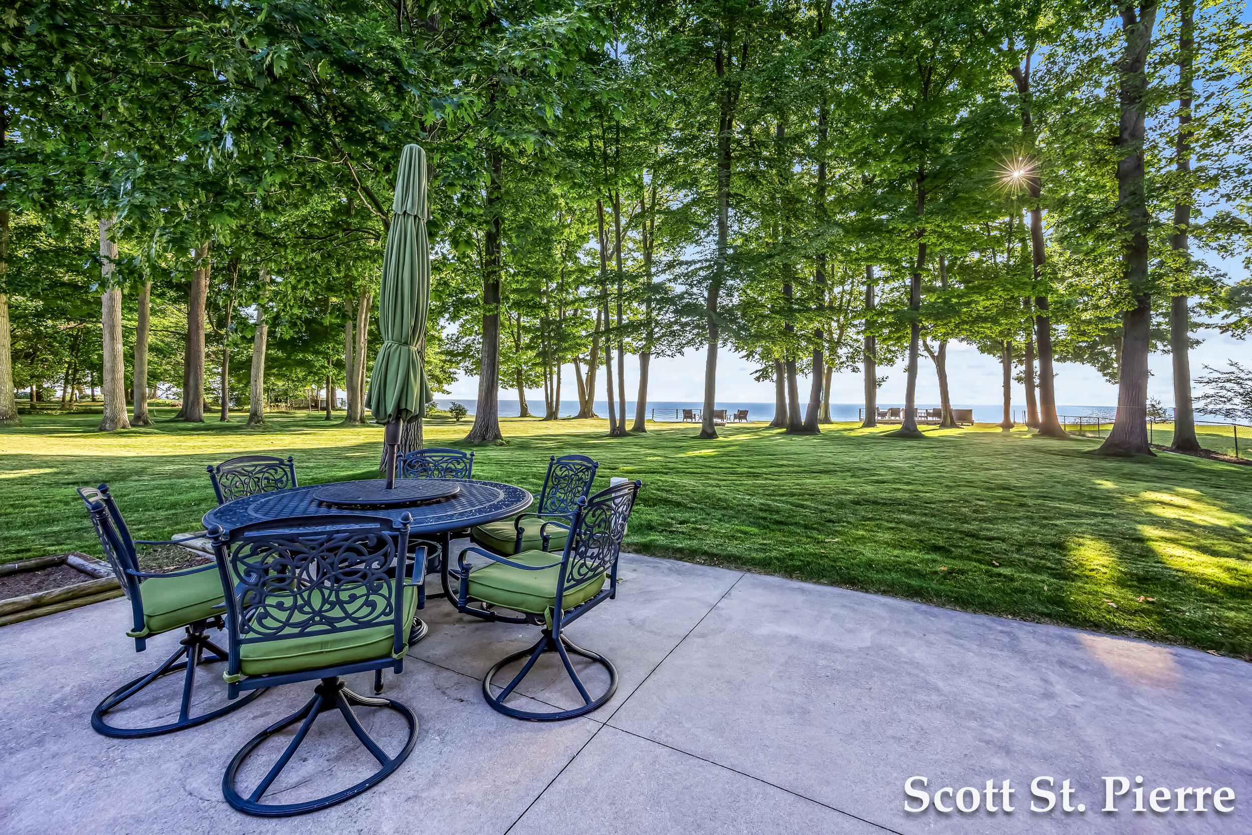 3461 N Scenic Drive Muskegon MI 49445