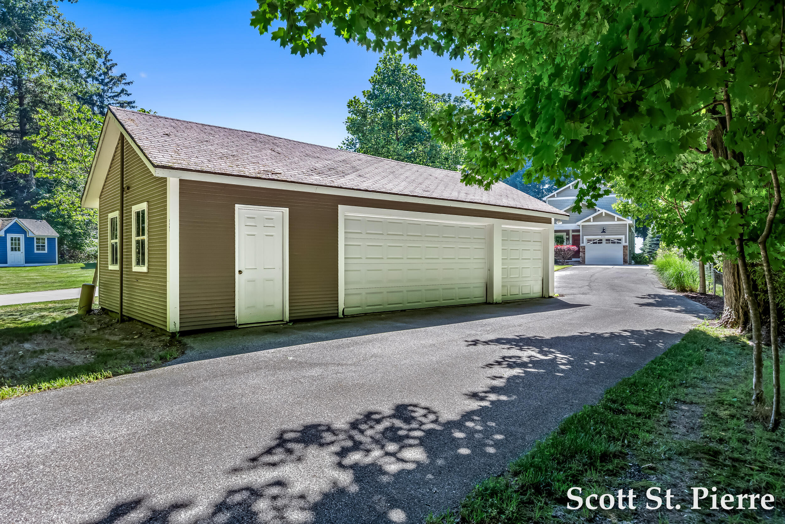 3461 N Scenic Drive Muskegon MI 49445