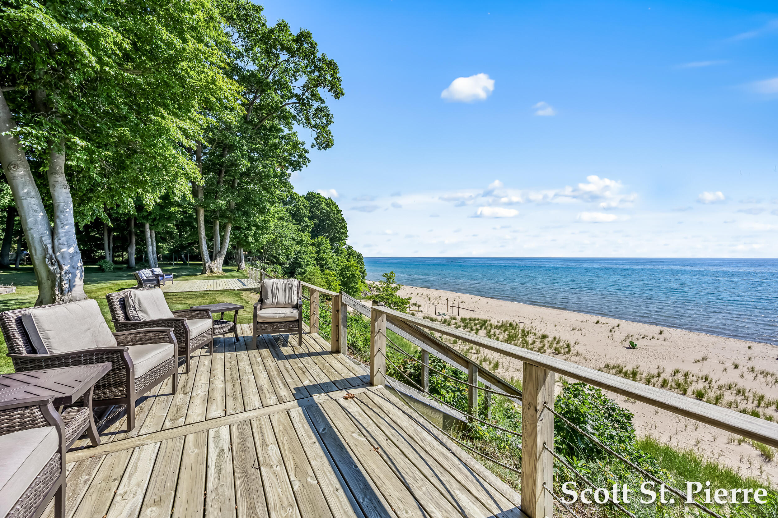 3461 N Scenic Drive Muskegon MI 49445