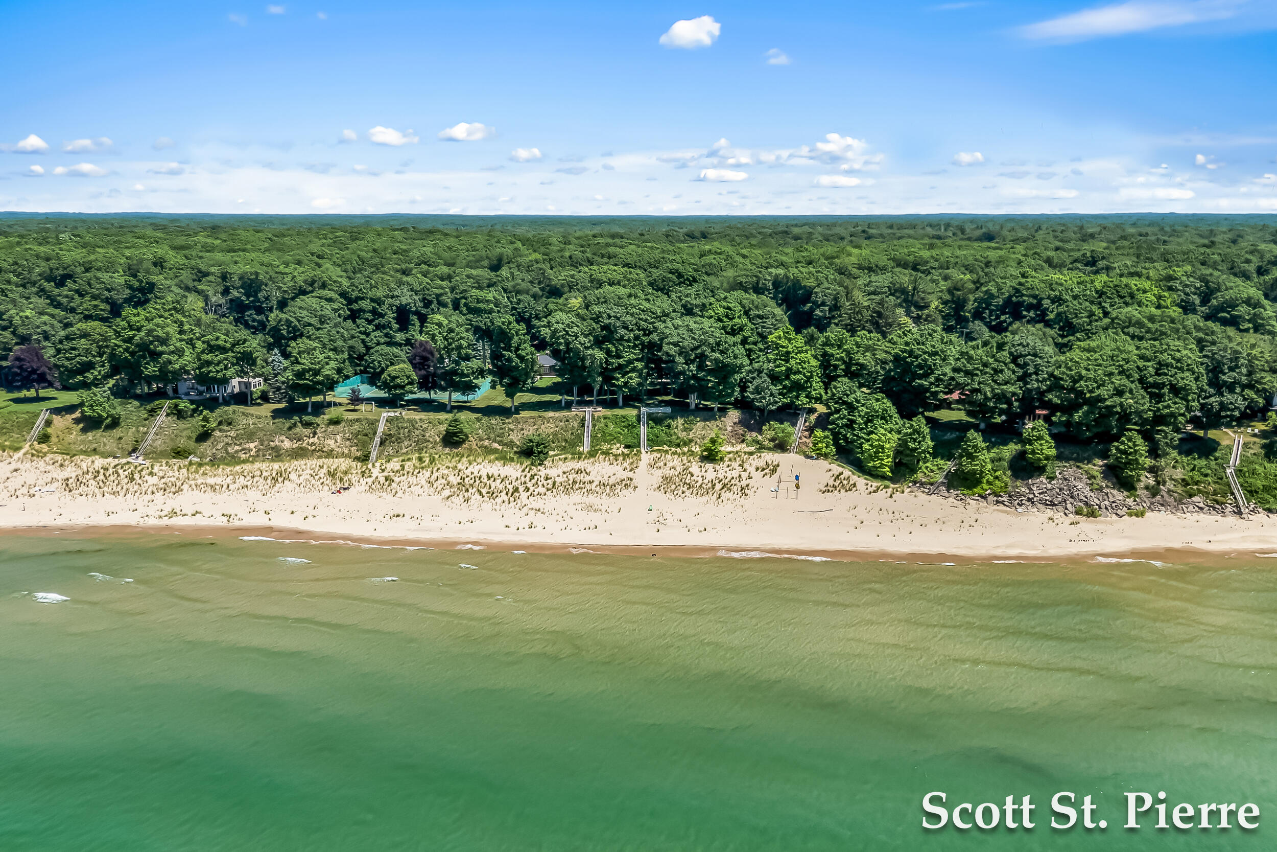 3461 N Scenic Drive Muskegon MI 49445