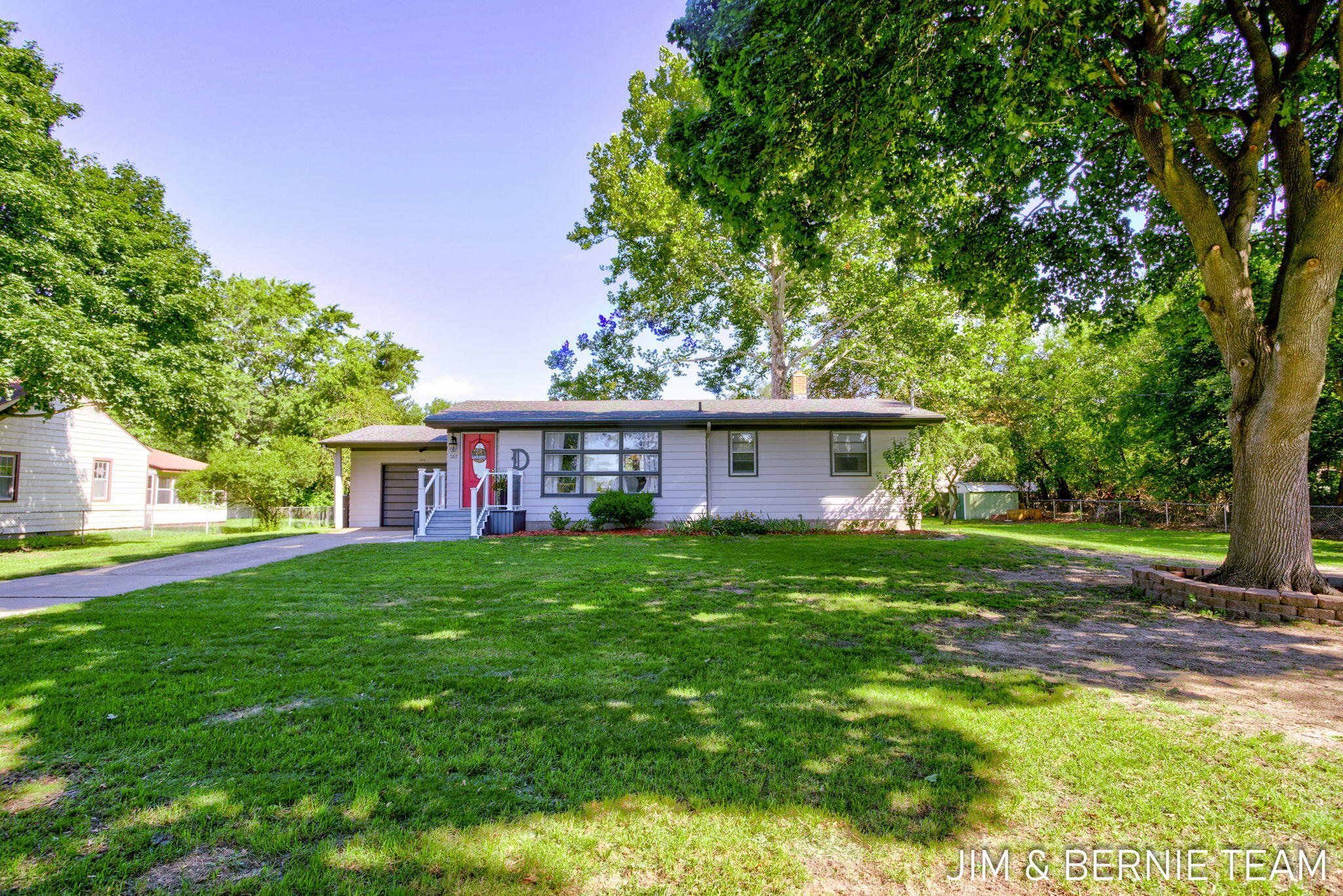 345 Harp Street SE Grand Rapids MI 49548