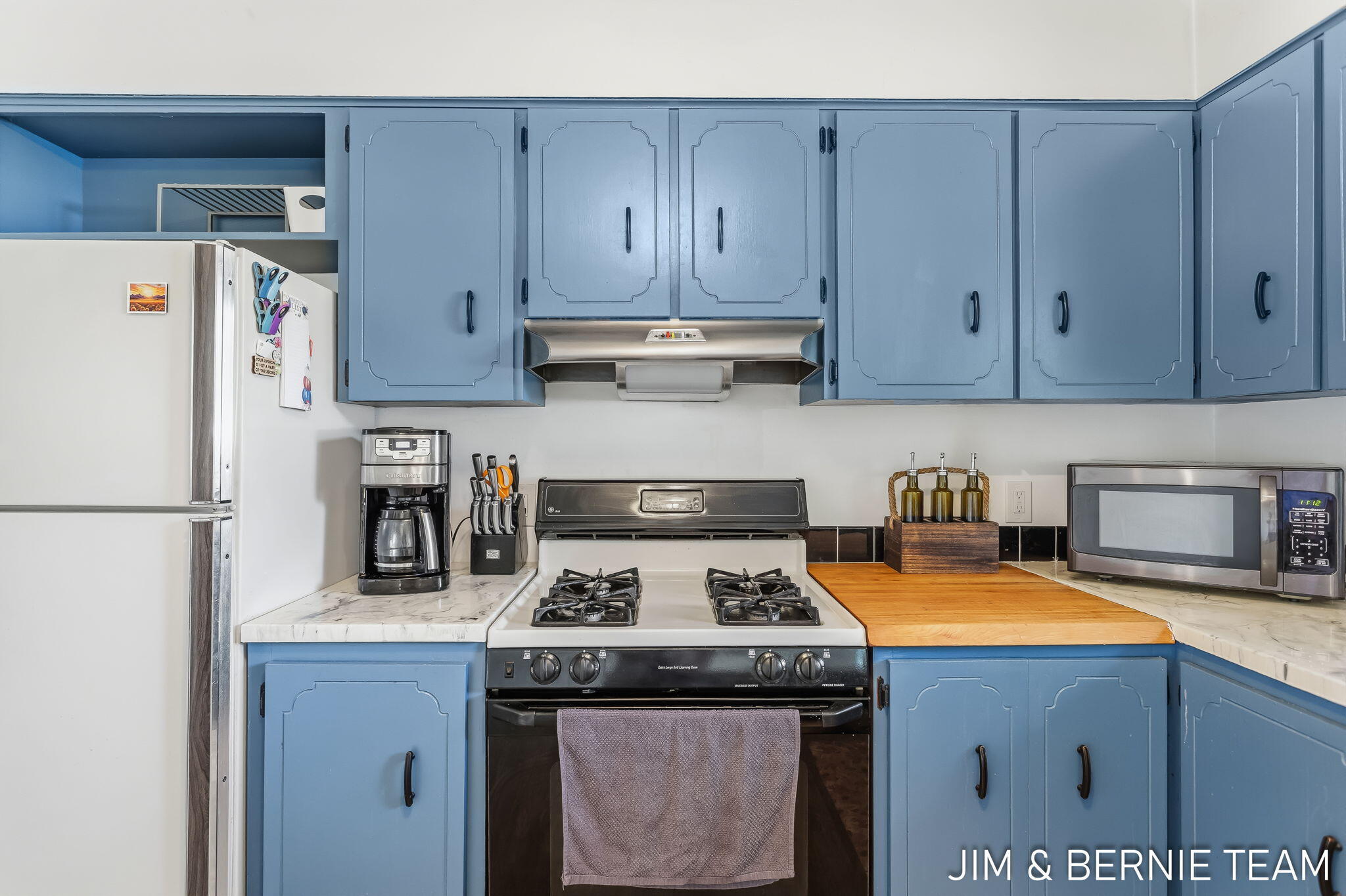 345 Harp Street SE Grand Rapids MI 49548