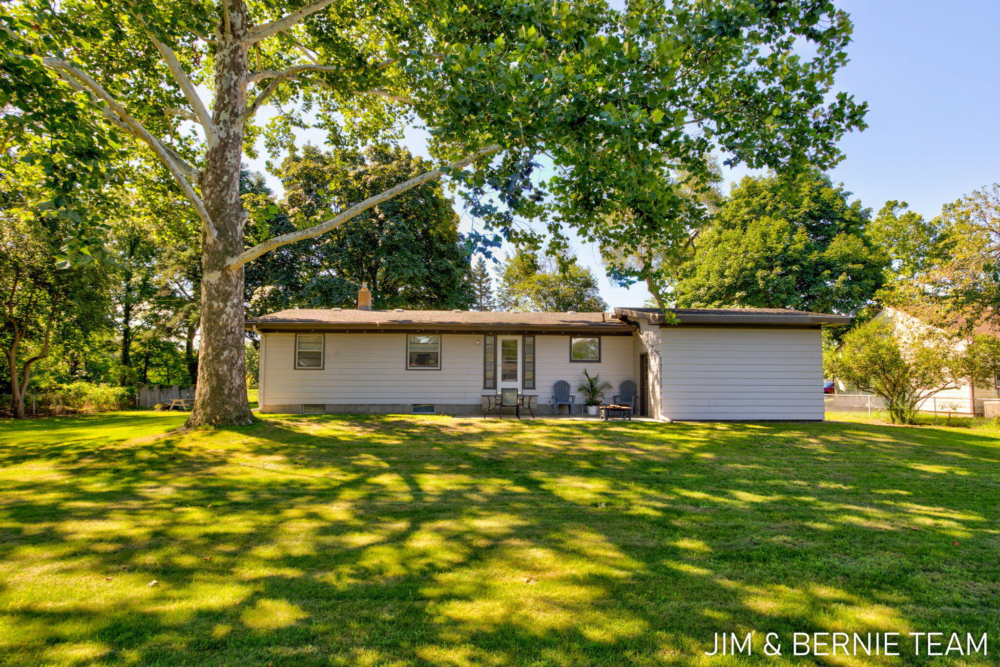 345 Harp Street SE Grand Rapids MI 49548