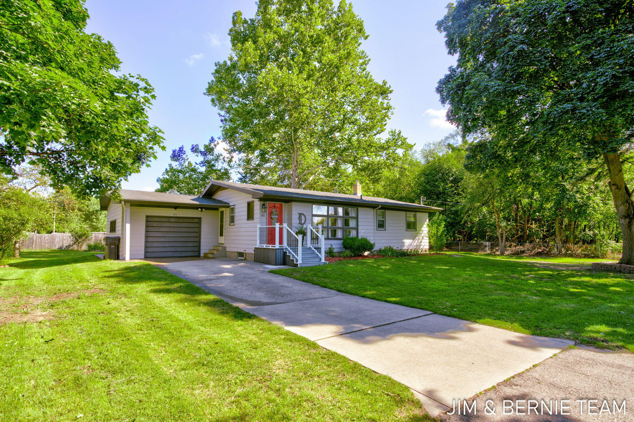 345 Harp Street SE Grand Rapids MI 49548
