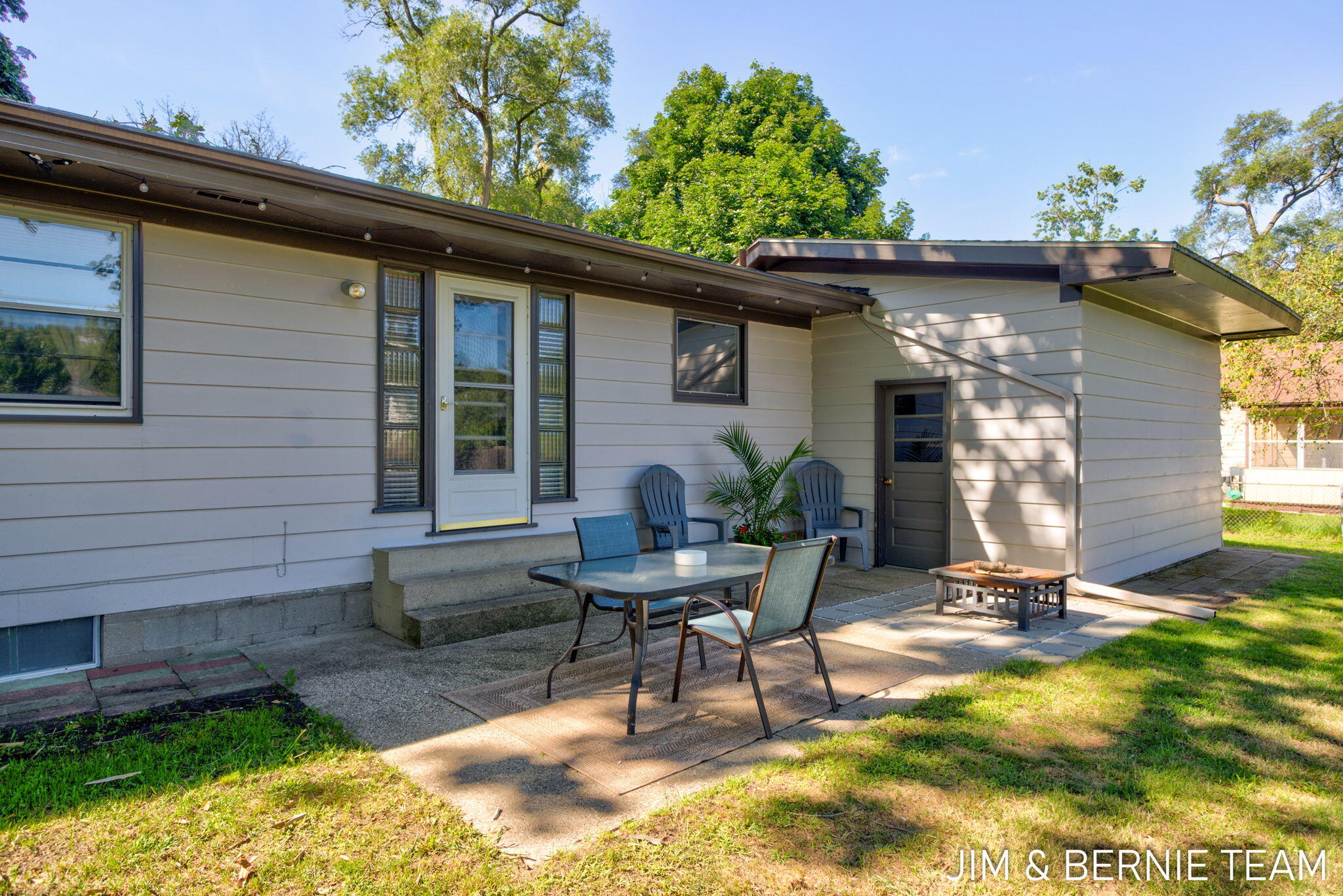 345 Harp Street SE Grand Rapids MI 49548