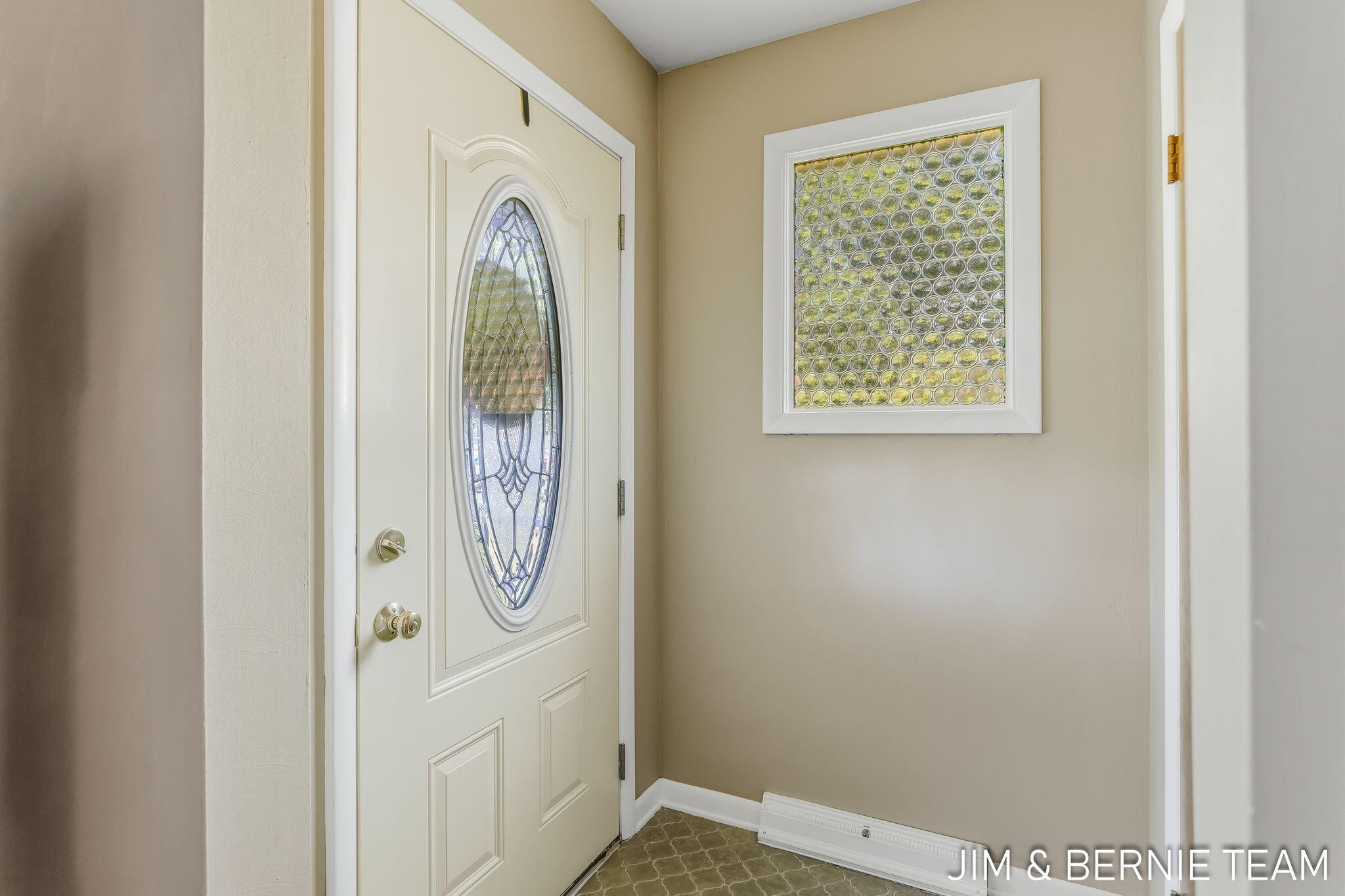 345 Harp Street SE Grand Rapids MI 49548