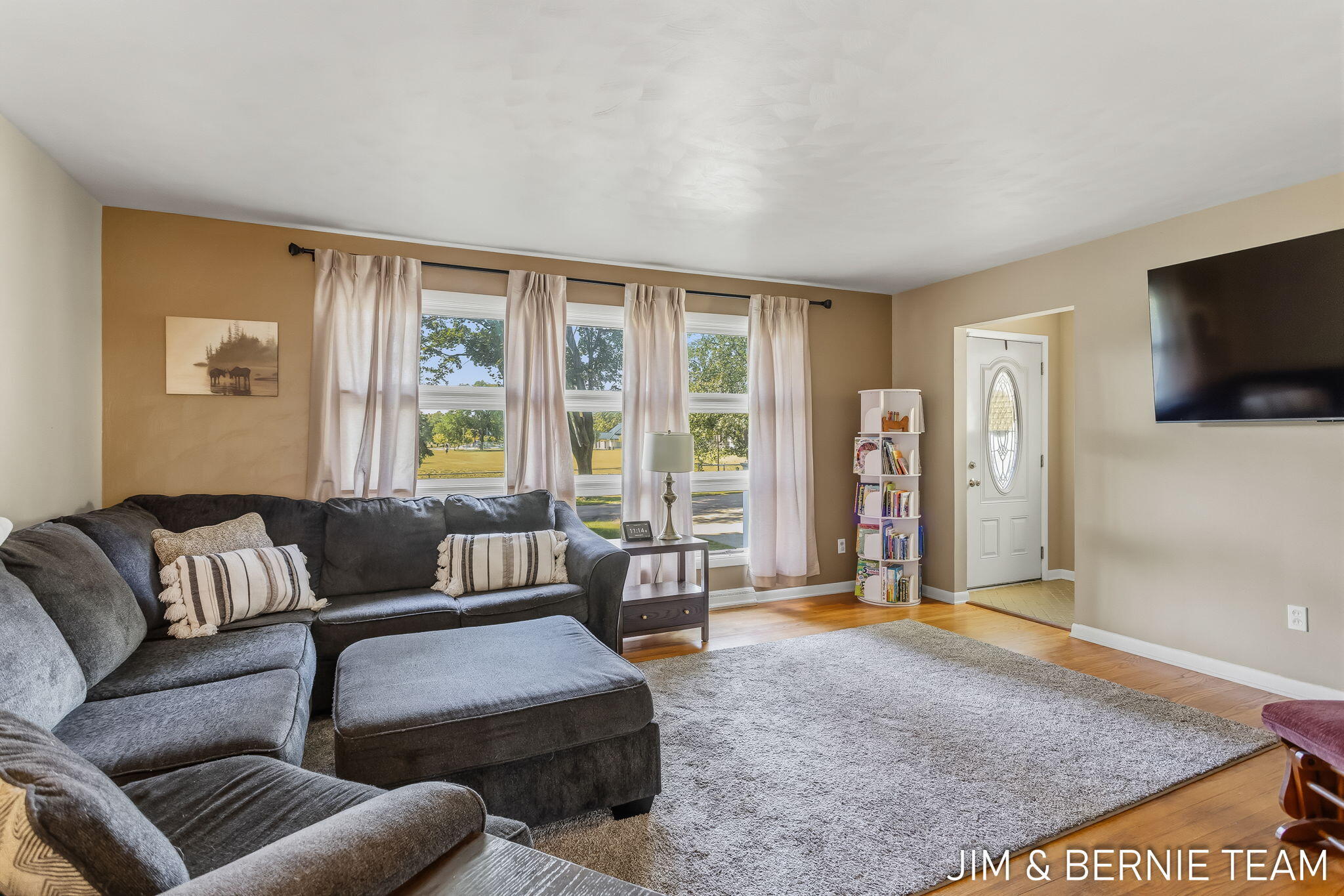 345 Harp Street SE Grand Rapids MI 49548