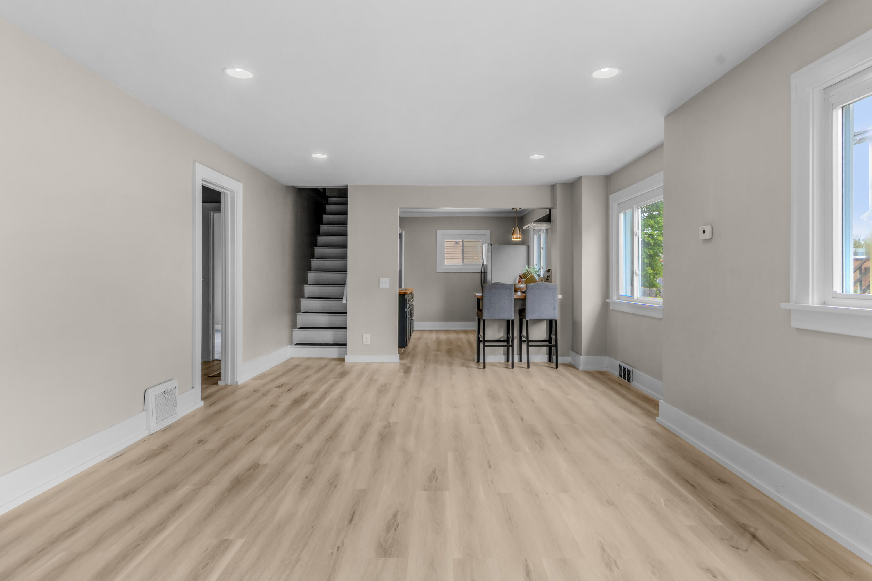 819 Harding Street NW Grand Rapids MI 49544