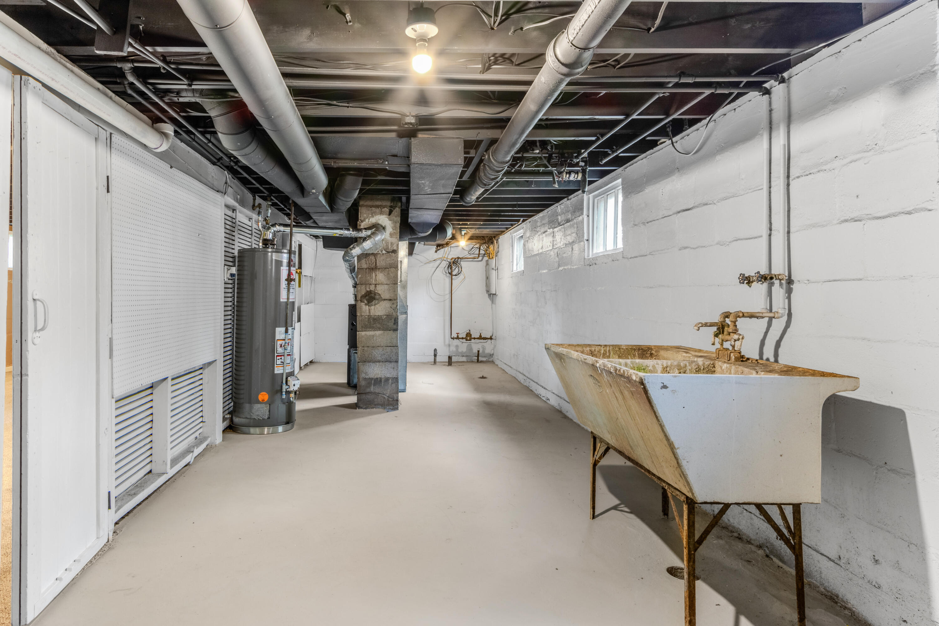 819 Harding Street NW Grand Rapids MI 49544
