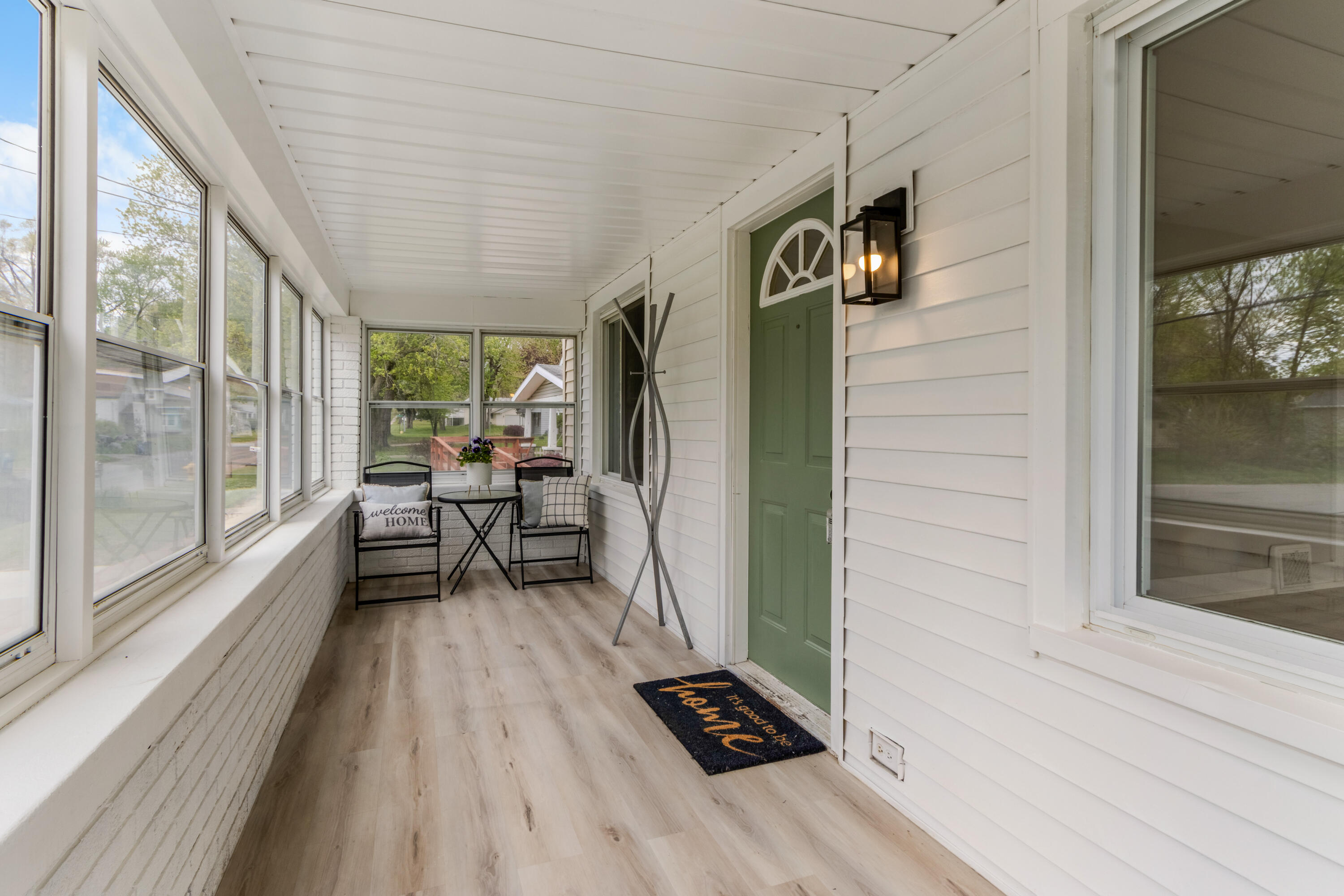 819 Harding Street NW Grand Rapids MI 49544