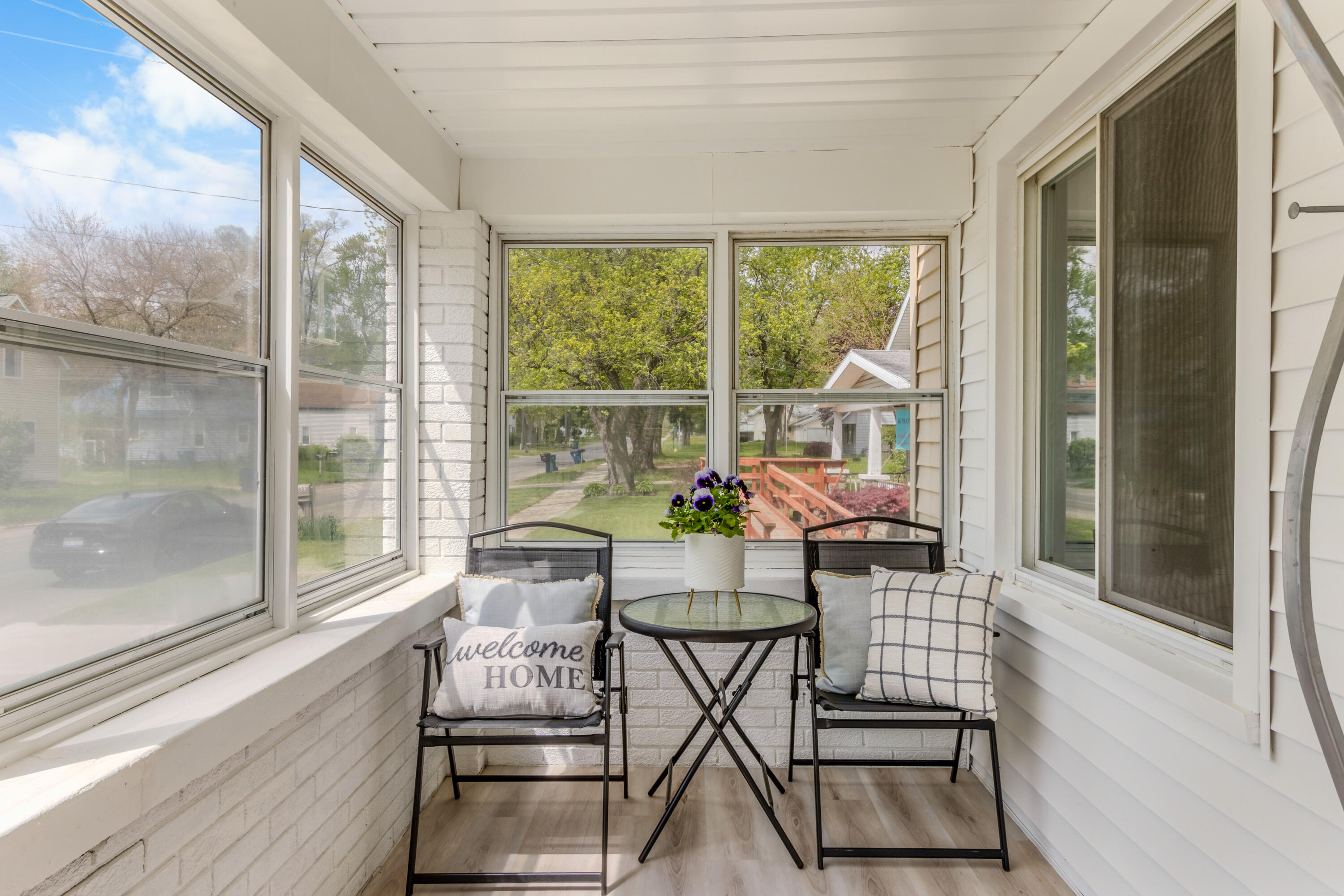 819 Harding Street NW Grand Rapids MI 49544