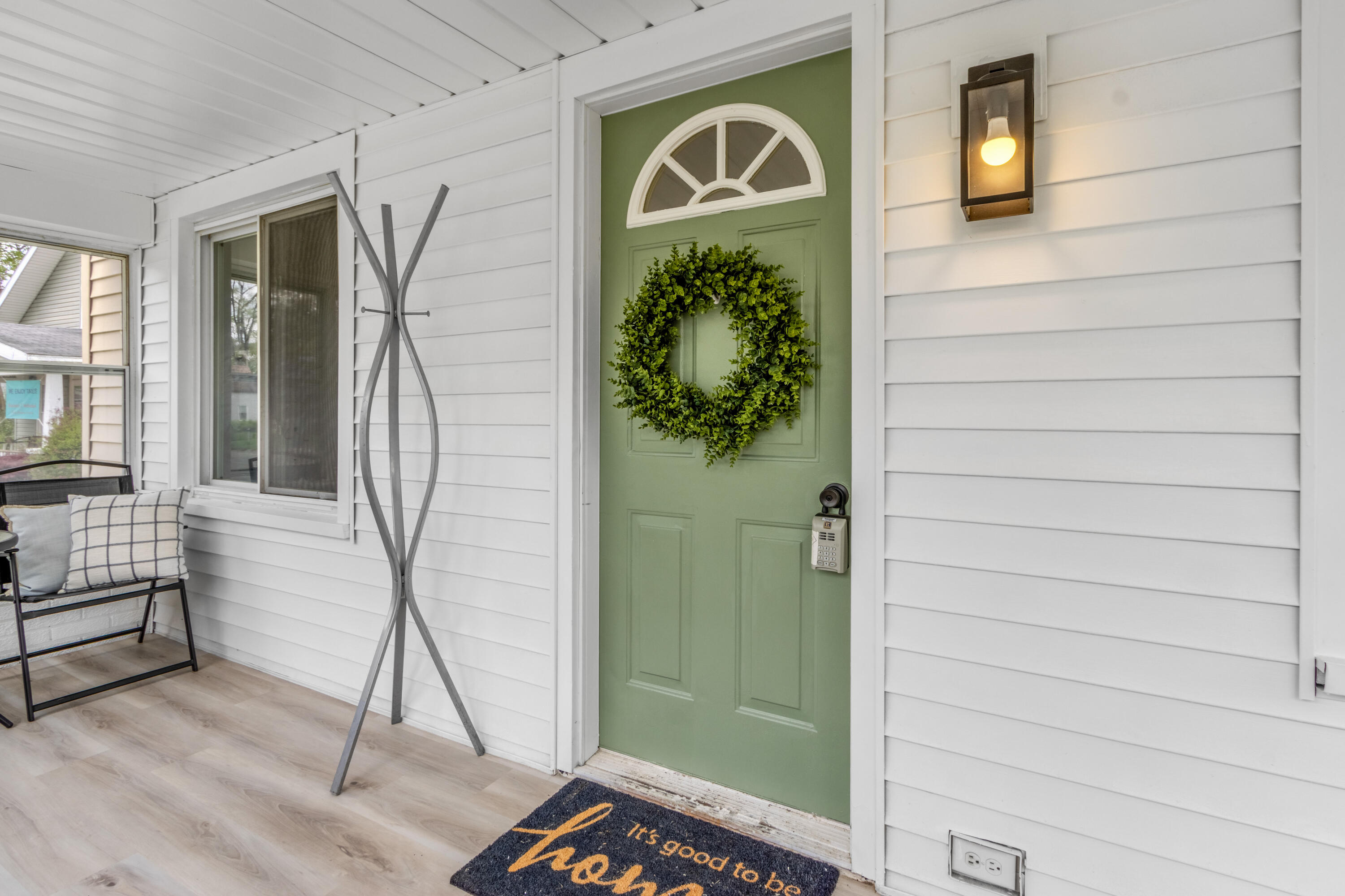 819 Harding Street NW Grand Rapids MI 49544