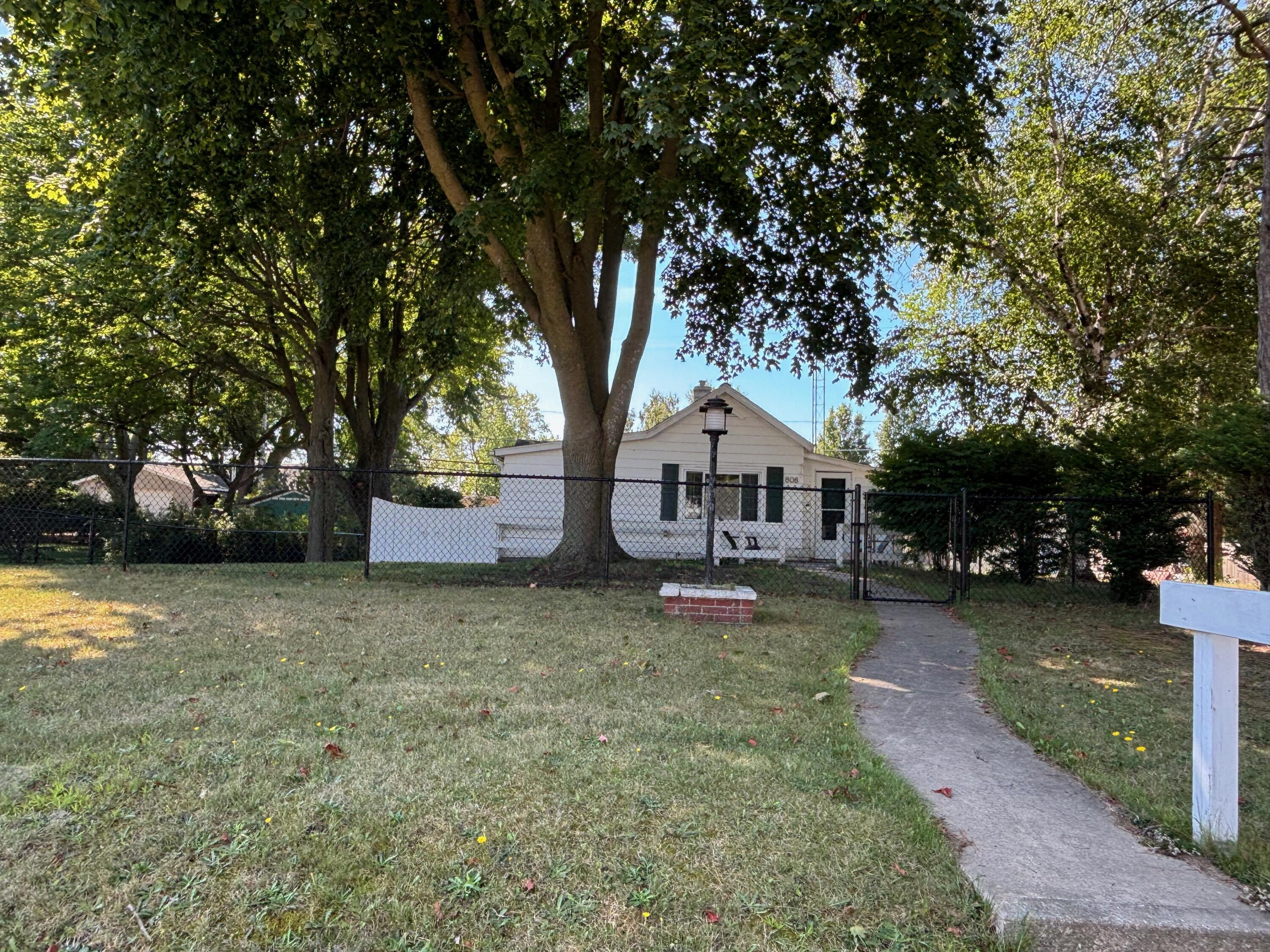 808 Anderson Street Ludington MI 49431