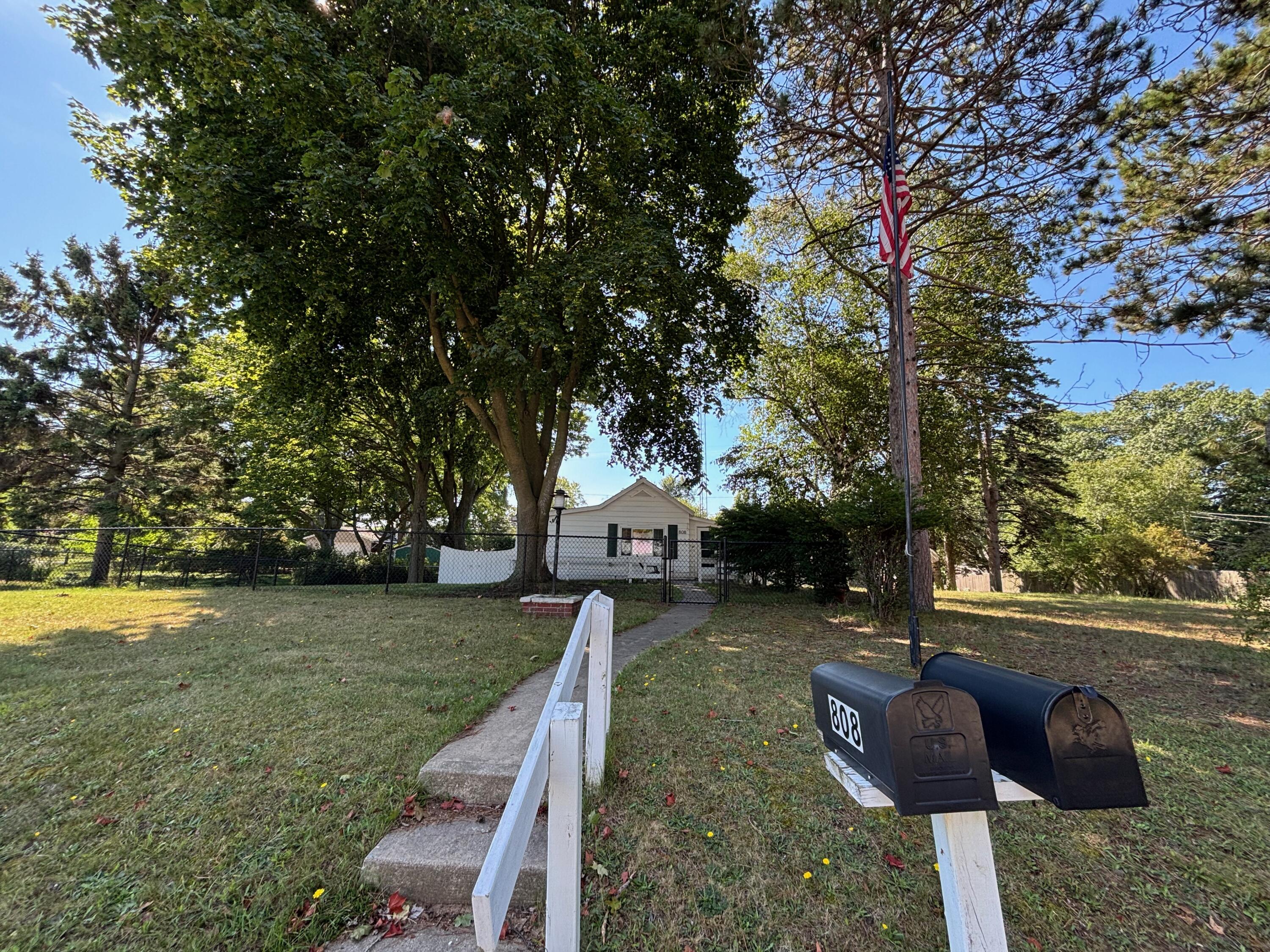 808 Anderson Street Ludington MI 49431