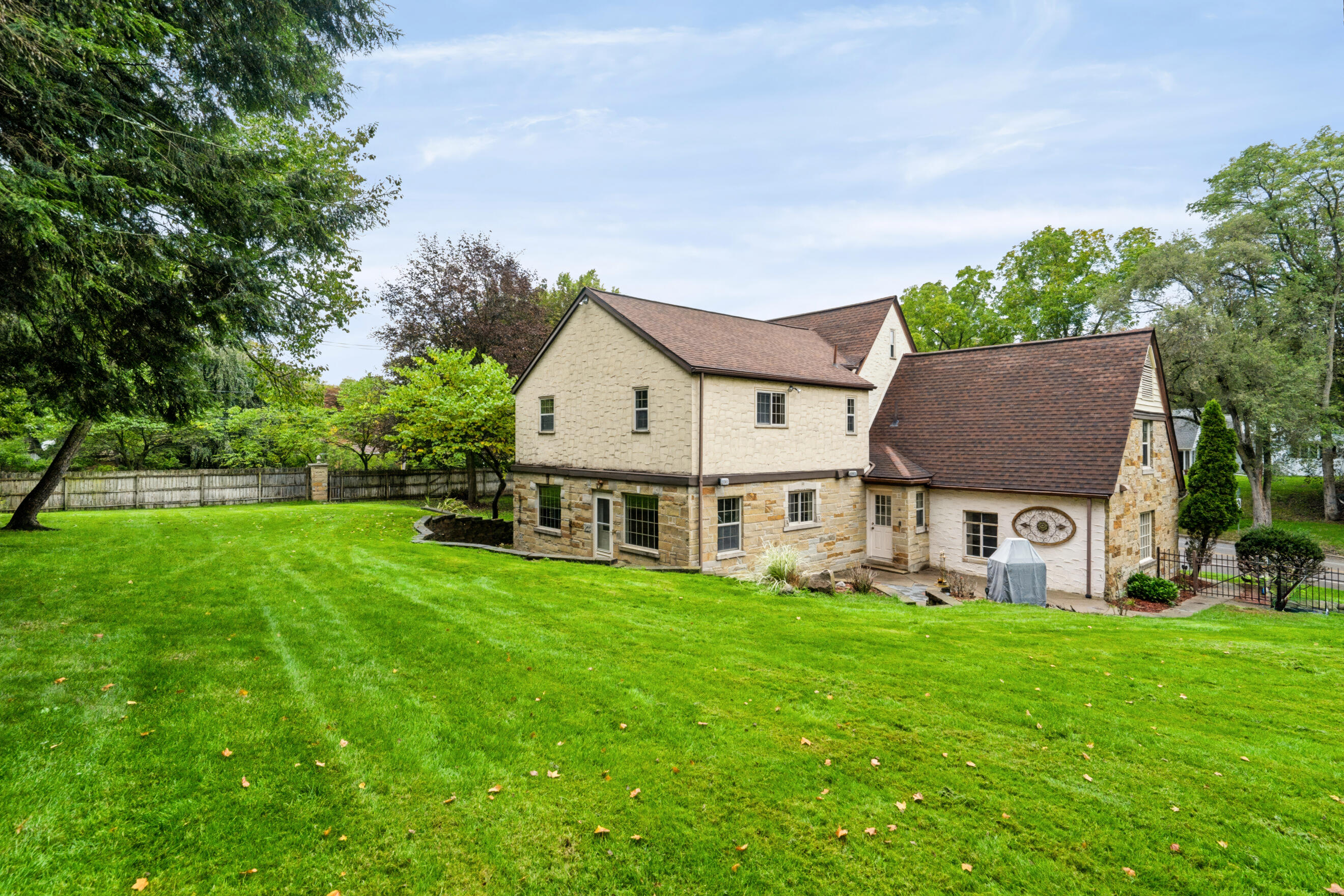 1761 Chevy Chase Boulevard Kalamazoo MI 49008