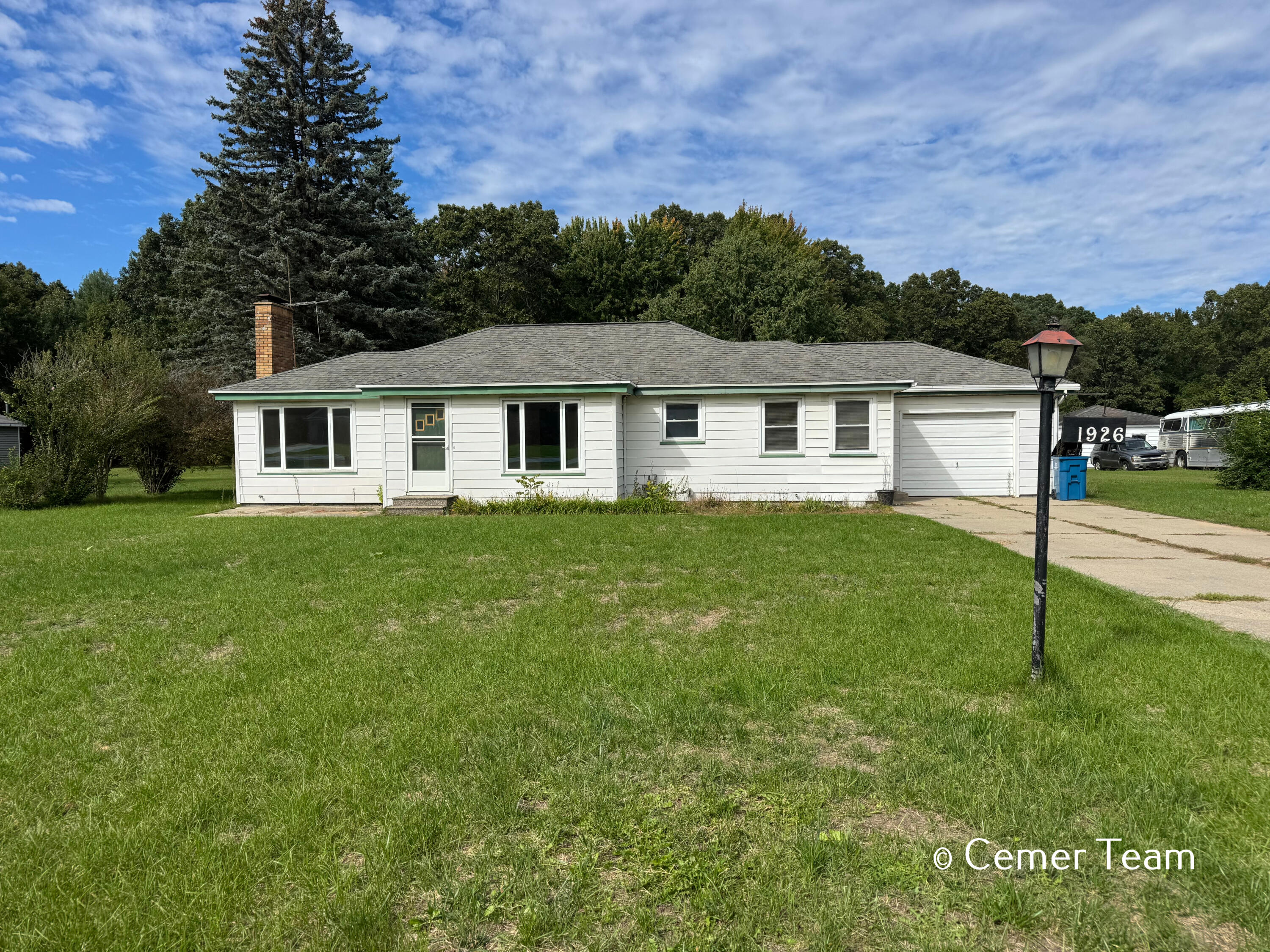 1926 Shettler Road Muskegon MI 49444